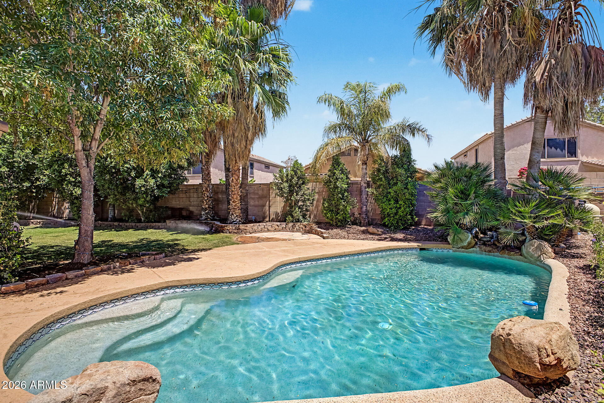 7152 W IRMA Lane
