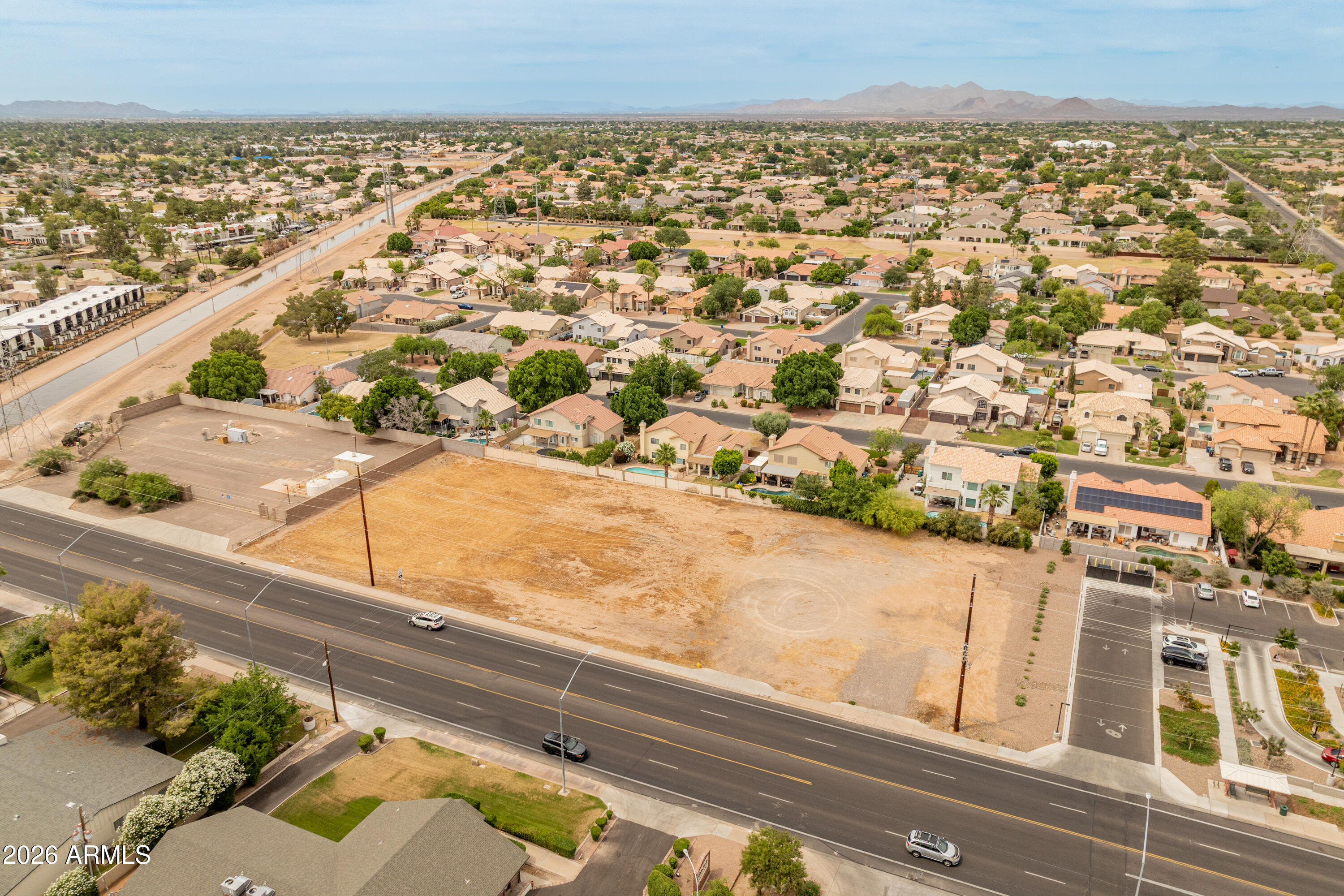 3536 E UNIVERSITY Drive -
