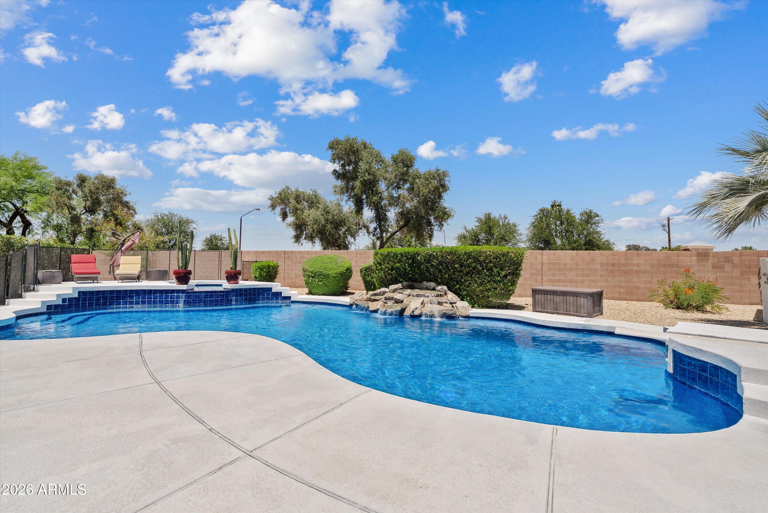 6422 S CRESTVIEW Court