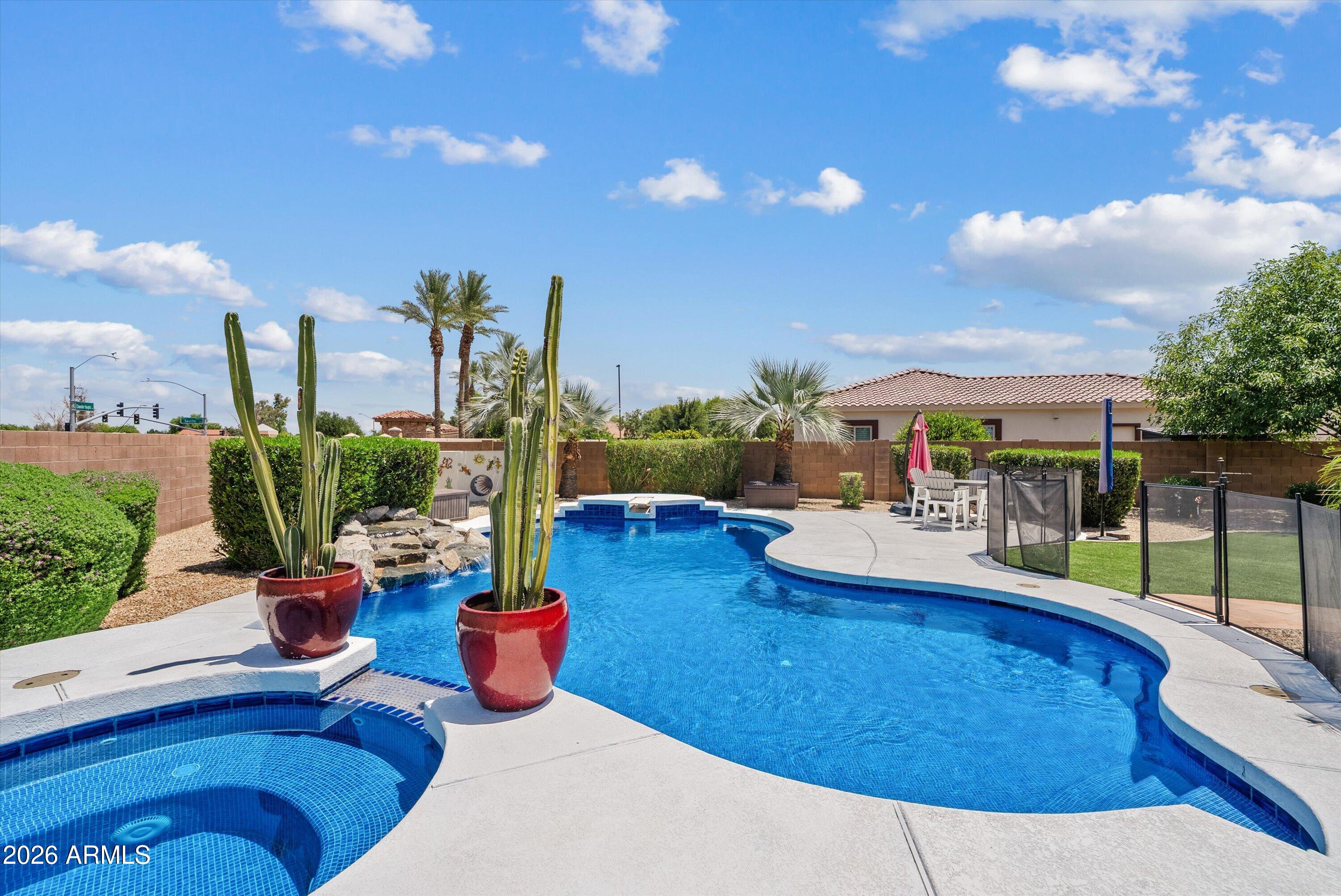 6422 S CRESTVIEW Court