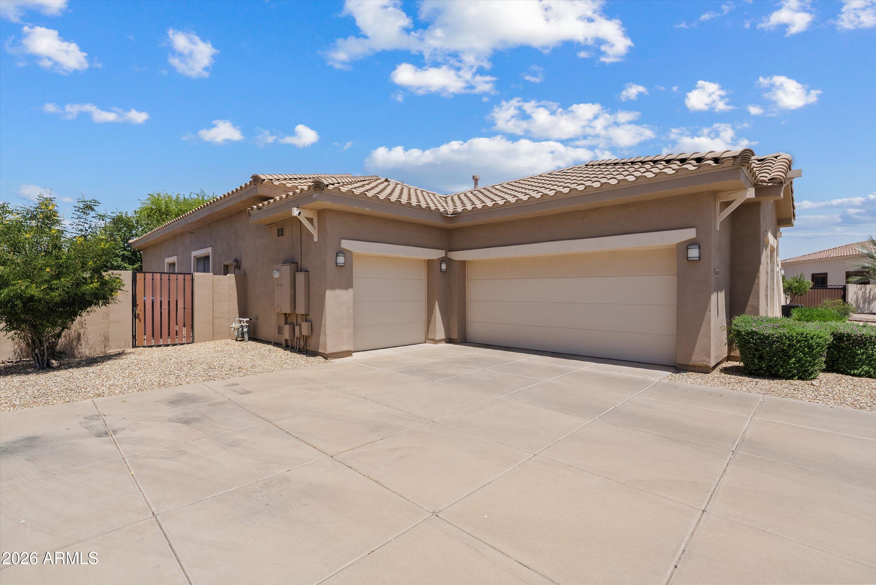 6422 S CRESTVIEW Court