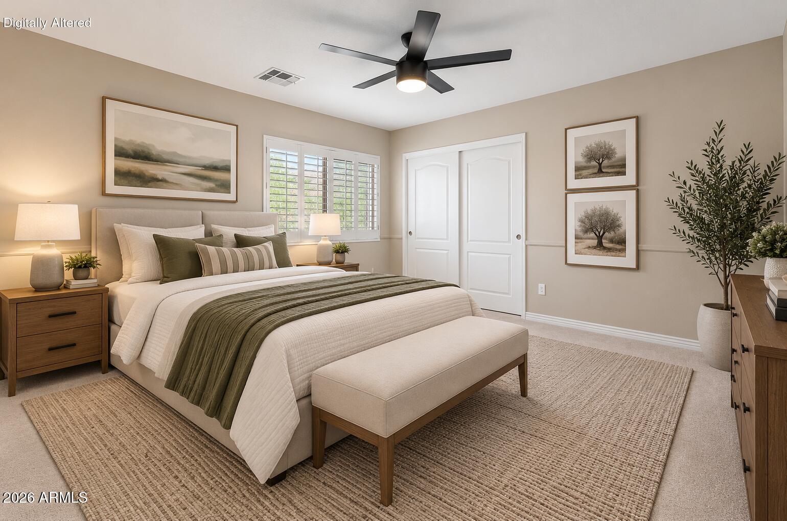 935 E SAN CARLOS Way