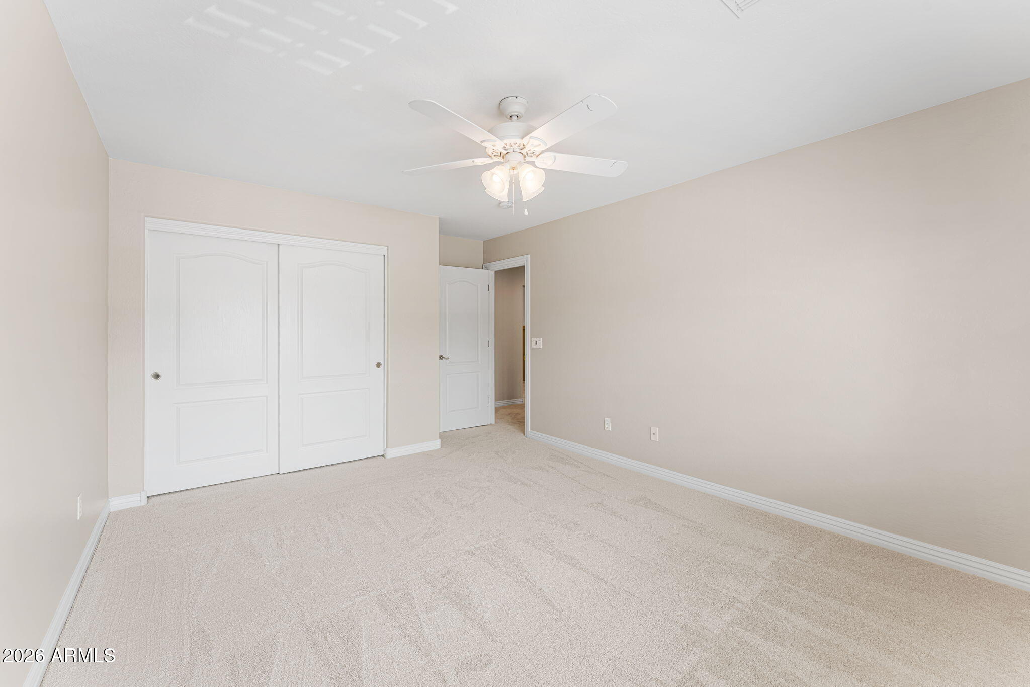 935 E SAN CARLOS Way