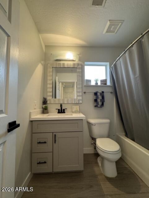 3089 N 86TH Place