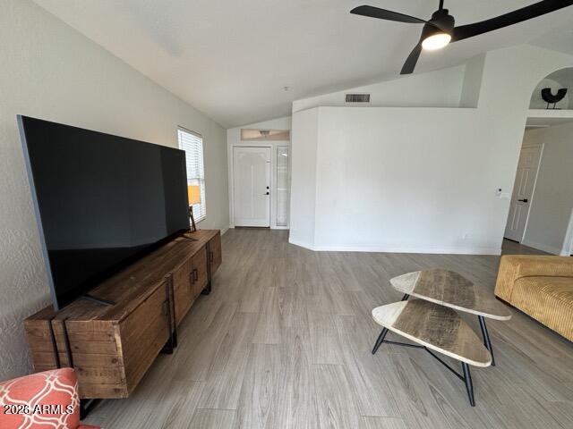 3089 N 86TH Place