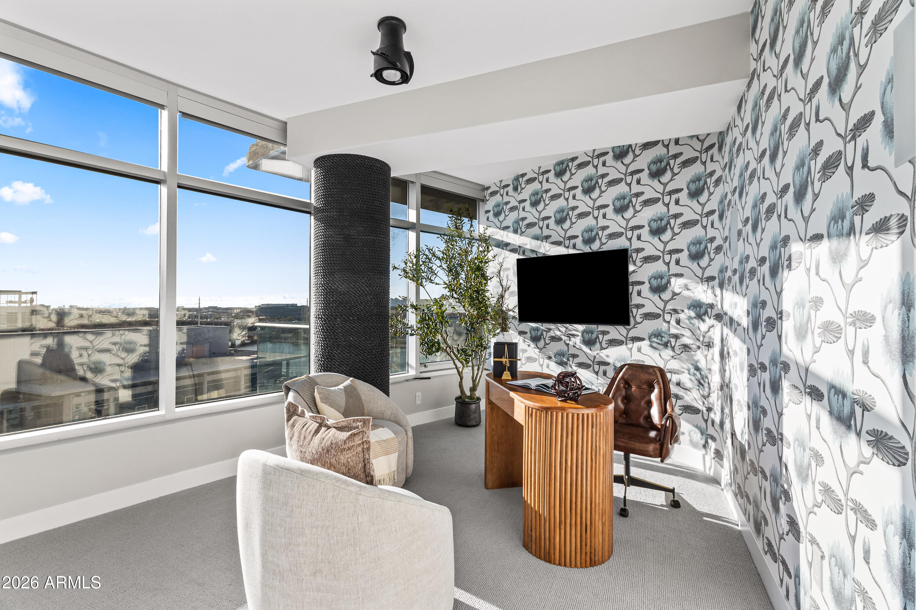 140 E RIO SALADO Parkway 1103