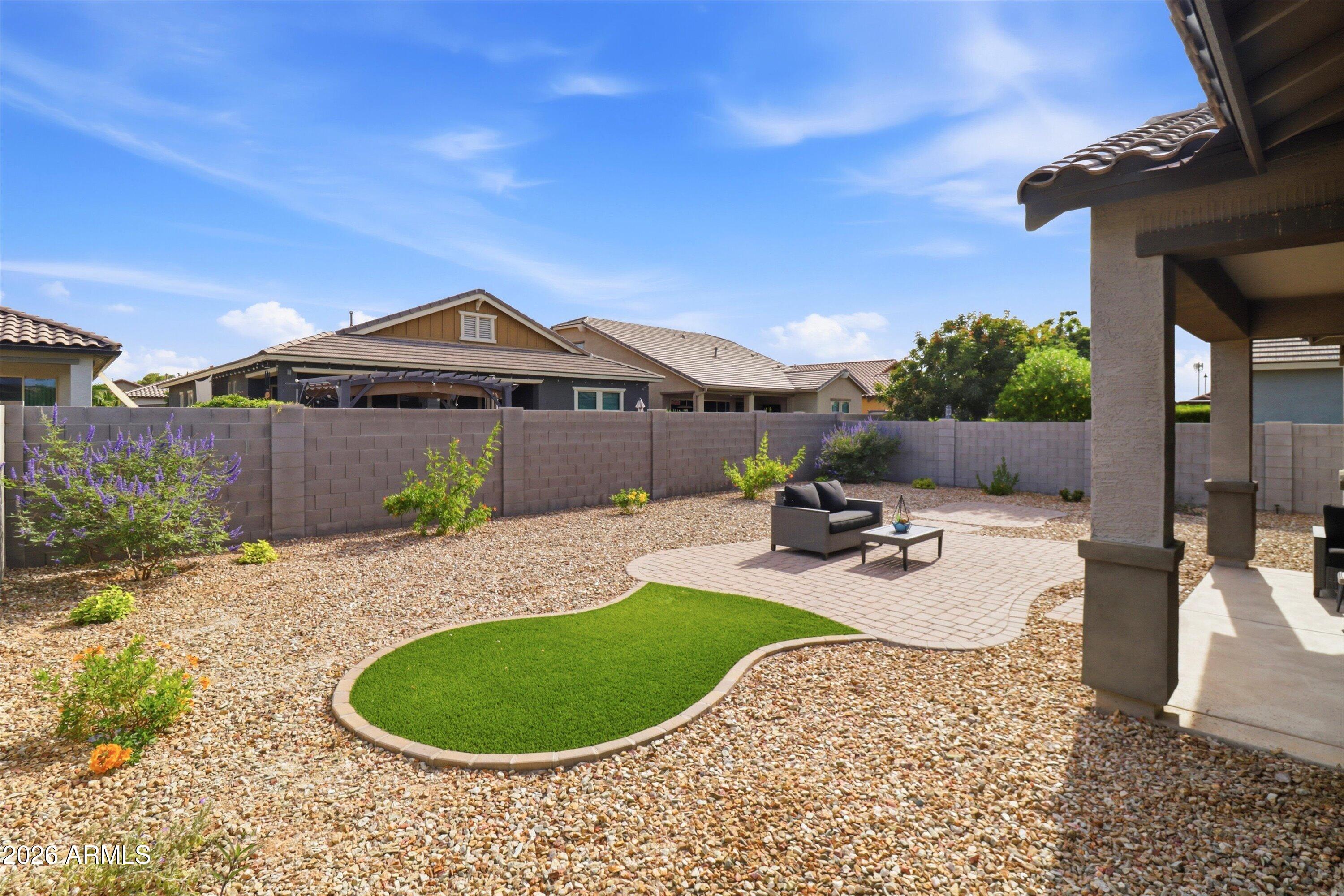 41403 W CENTENNIAL Drive