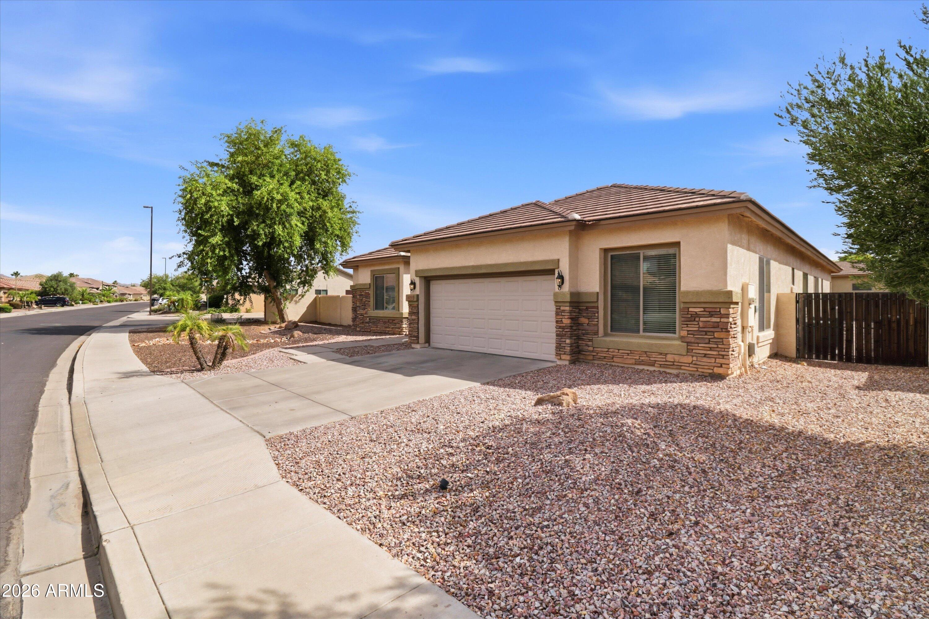 6758 S RACHAEL Way