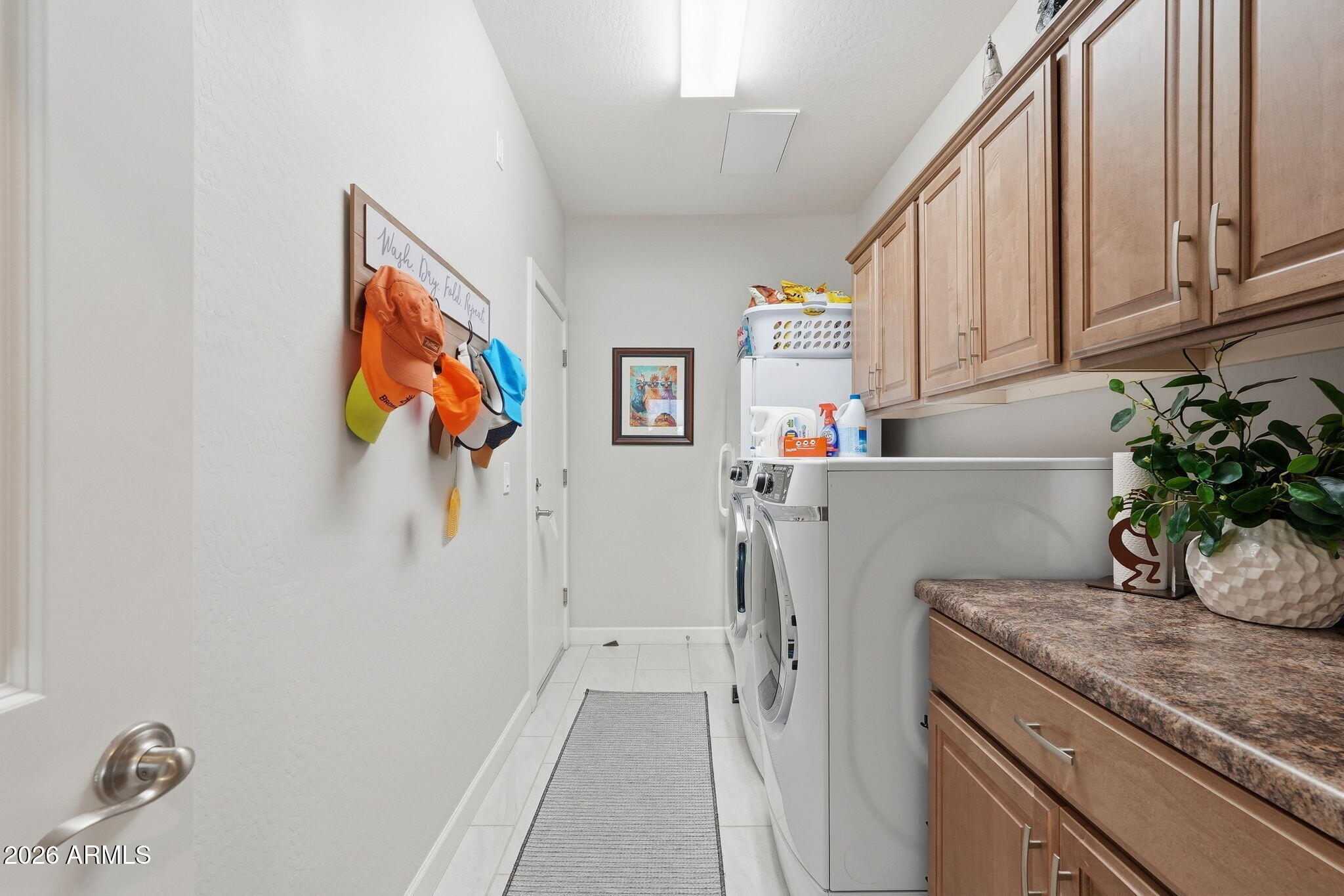 267 E LIME Court
