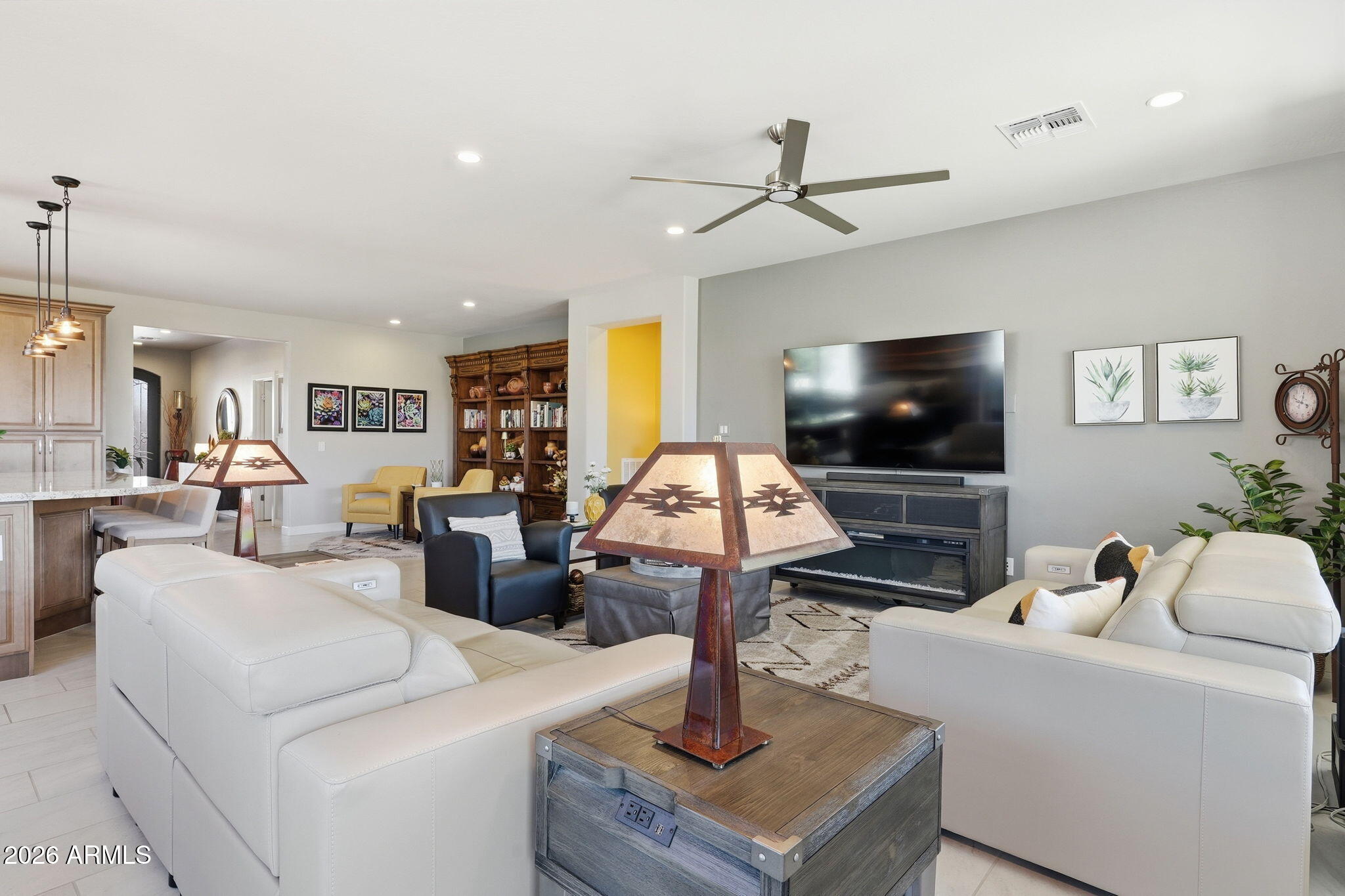 267 E LIME Court