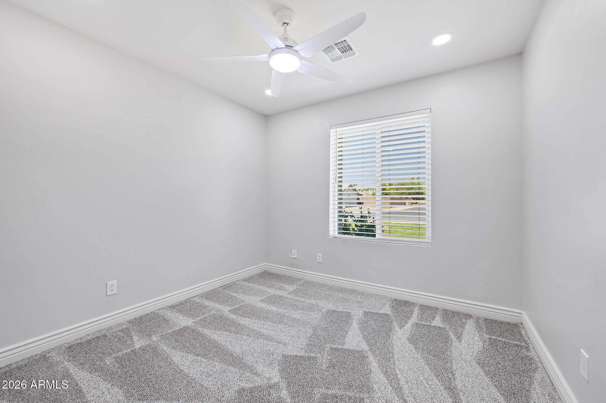 833 E Le Marche Avenue