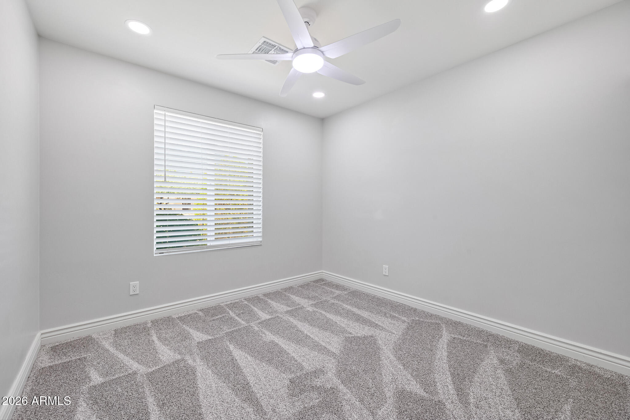 833 E Le Marche Avenue