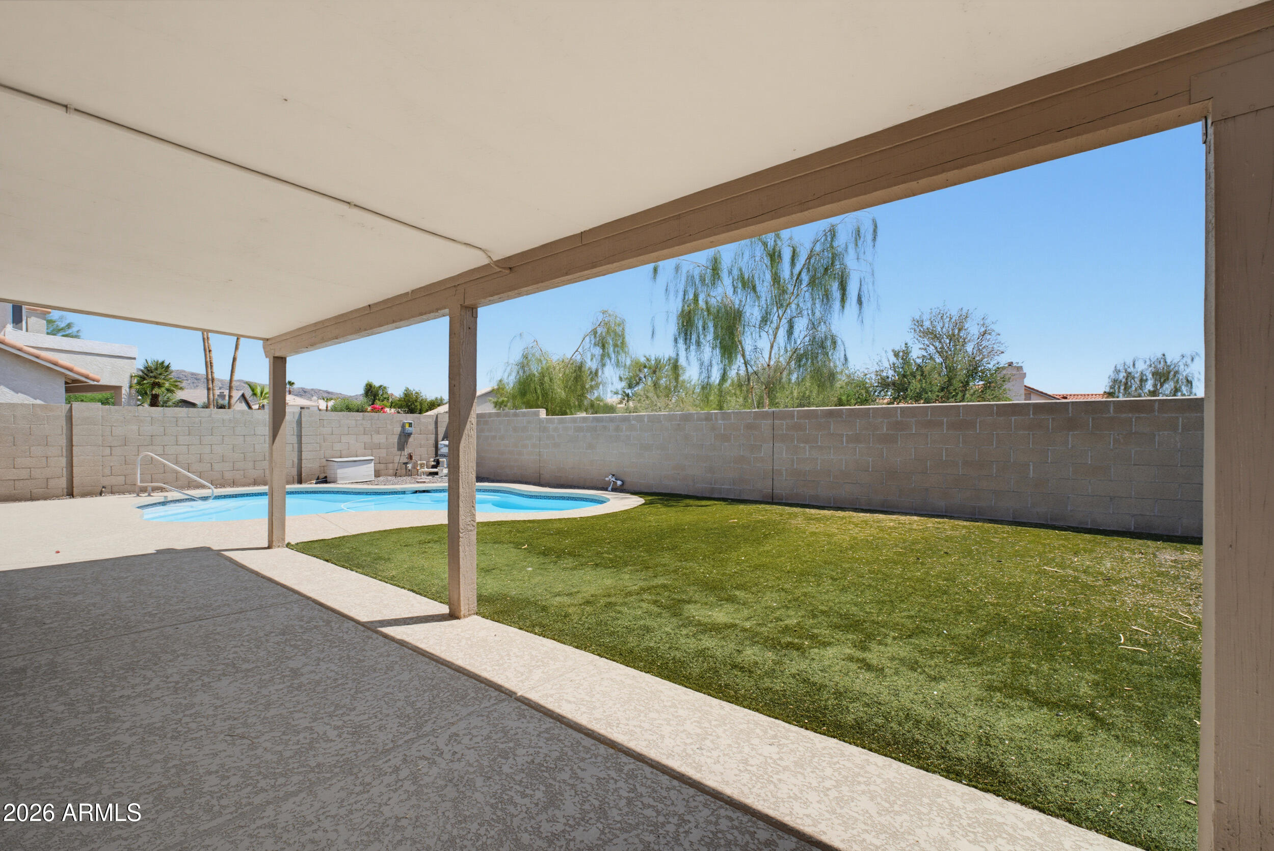 2458 E CATHEDRAL ROCK Drive