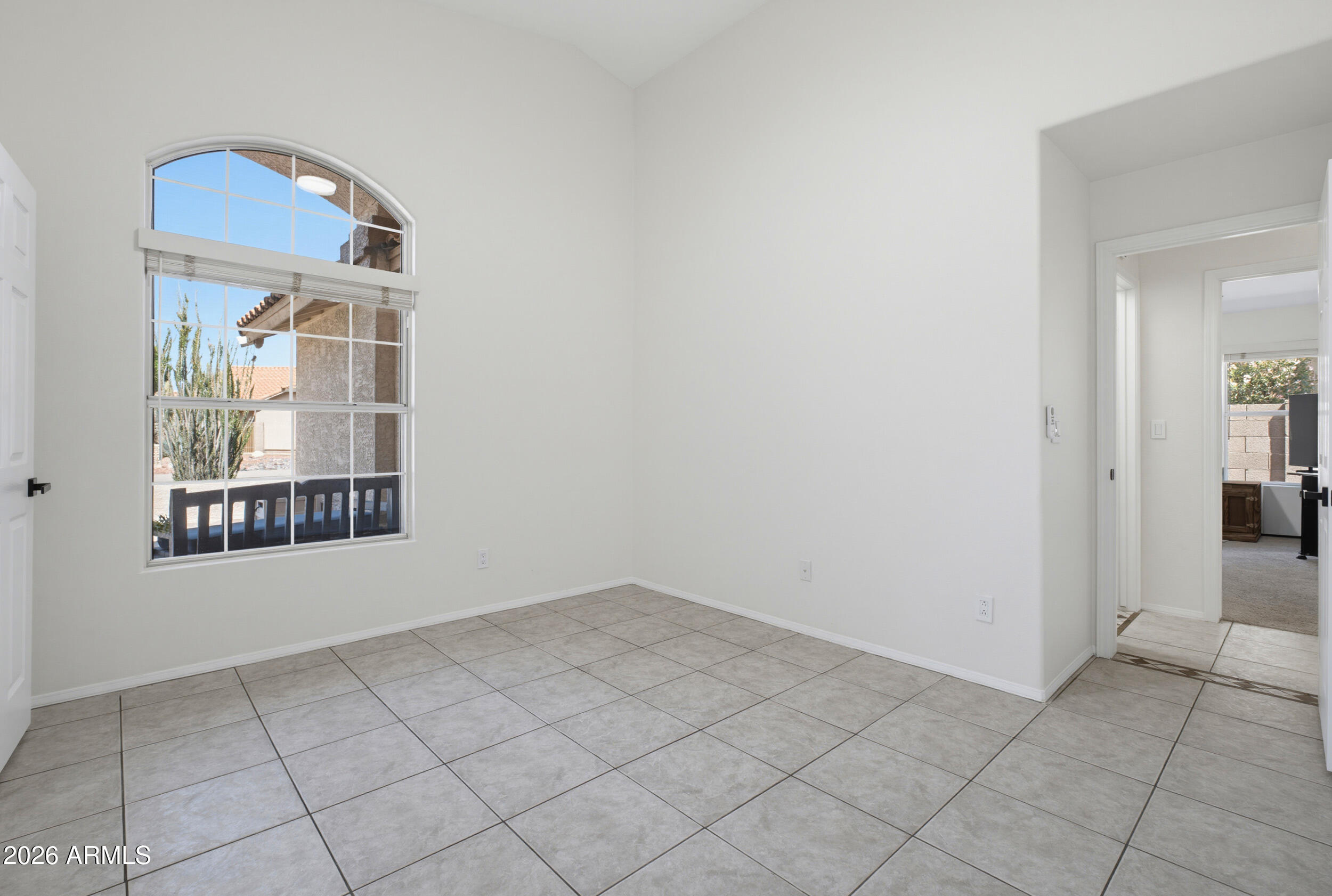 2458 E CATHEDRAL ROCK Drive