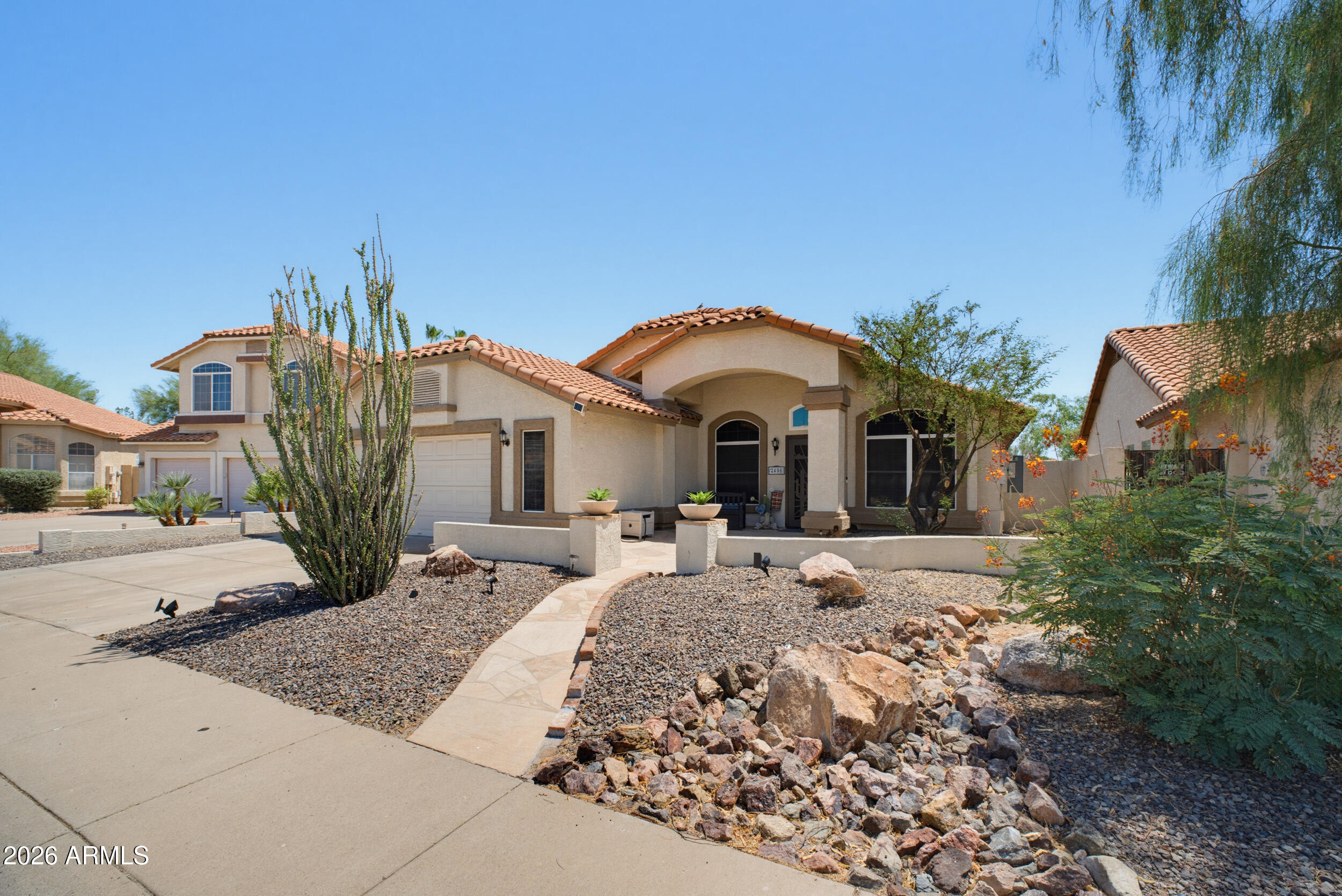 2458 E CATHEDRAL ROCK Drive