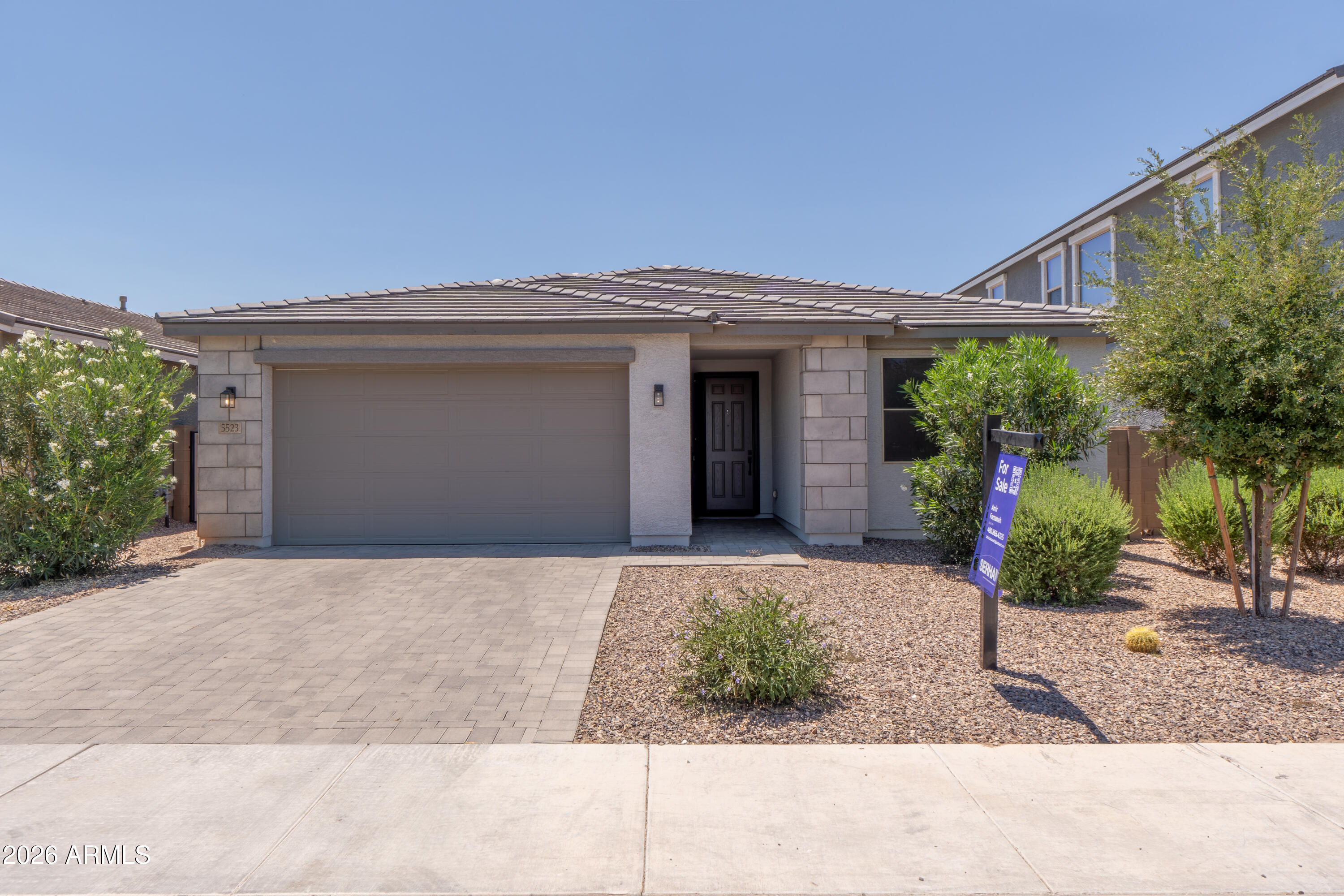 5523 W WESTERN STAR Boulevard