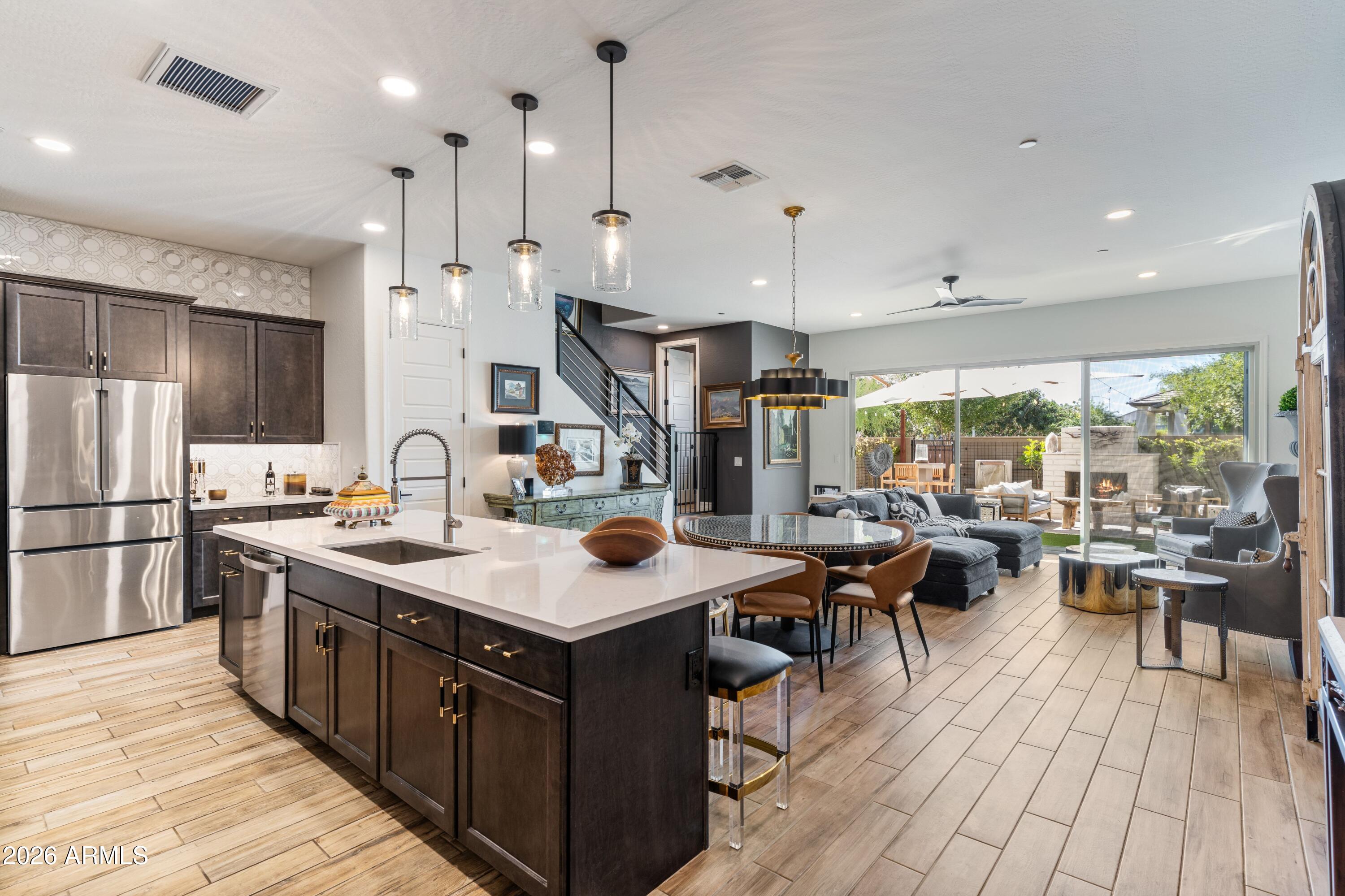 1956 W KINFIELD Trail