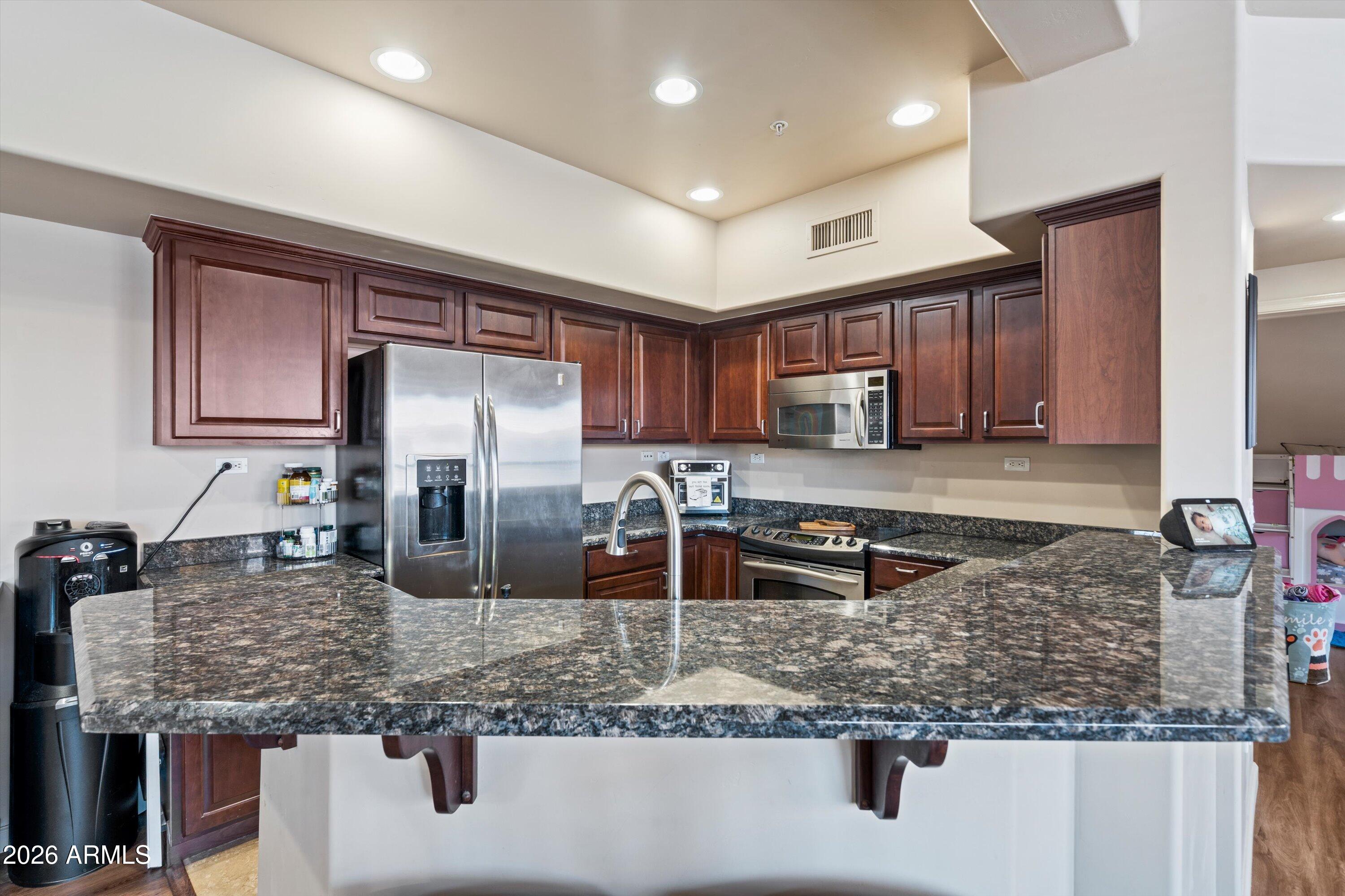 20660 N 40TH Street 2117
