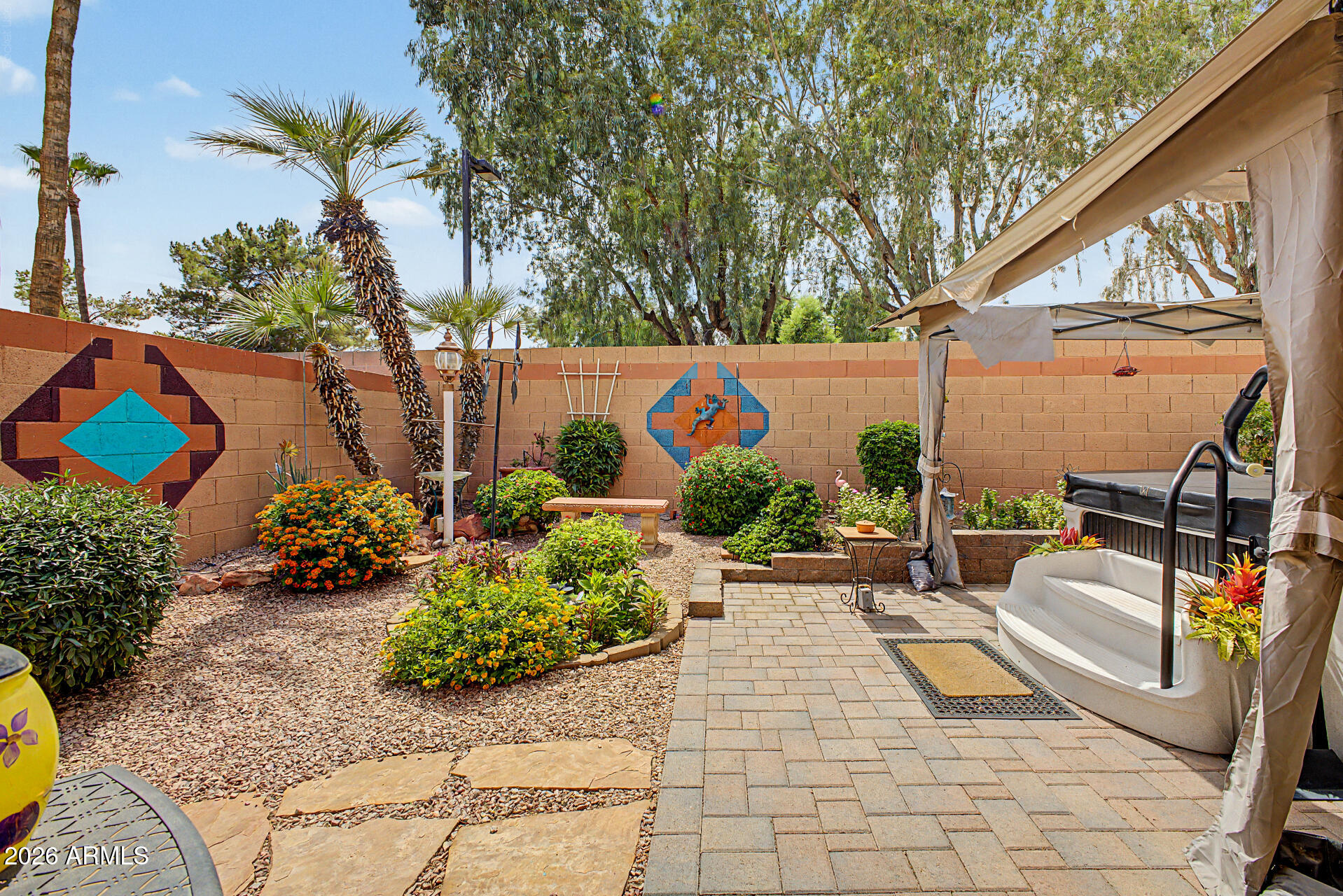 17284 N PONCA Way