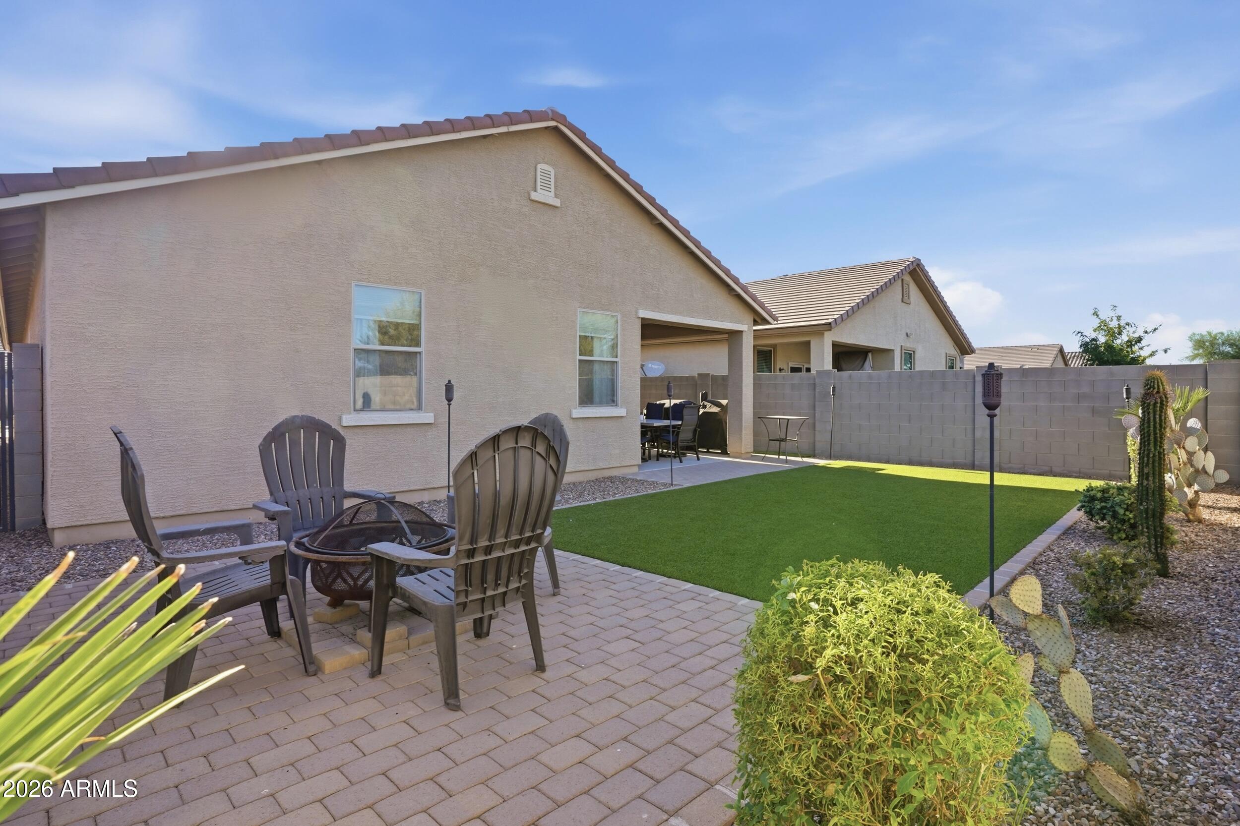 8425 N 61ST Drive