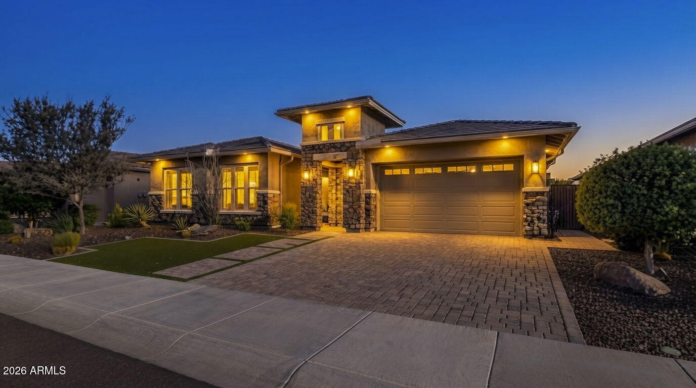 11613 W MONTANSORO Lane