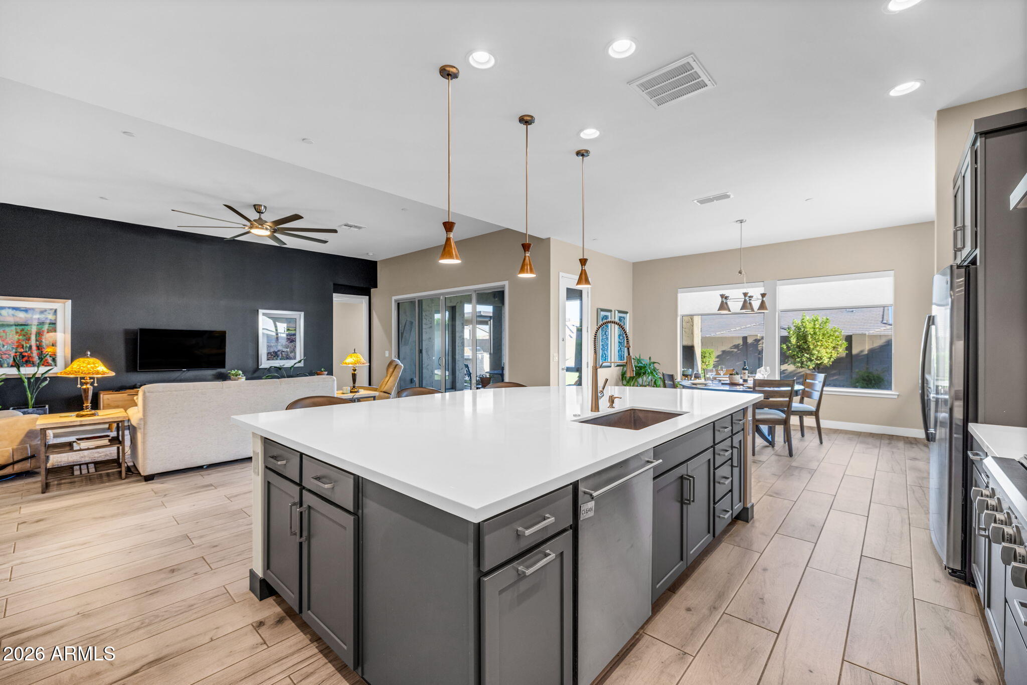 11613 W MONTANSORO Lane