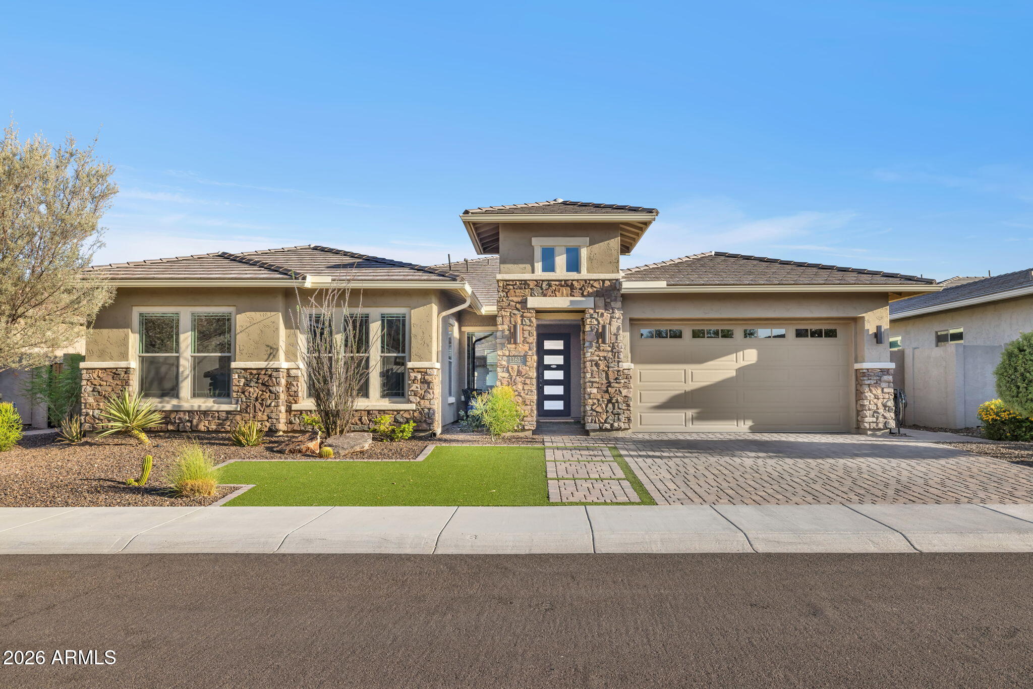 11613 W MONTANSORO Lane