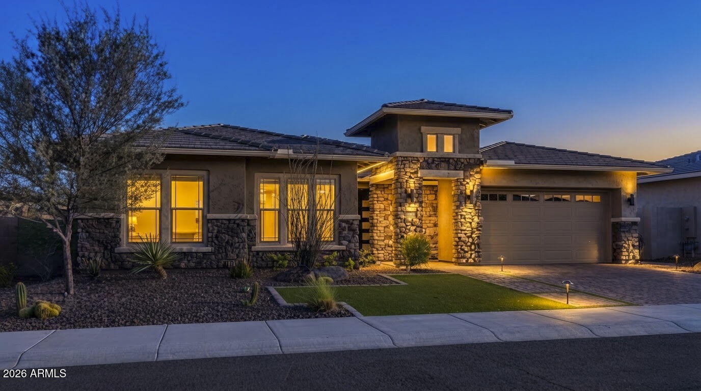 11613 W MONTANSORO Lane