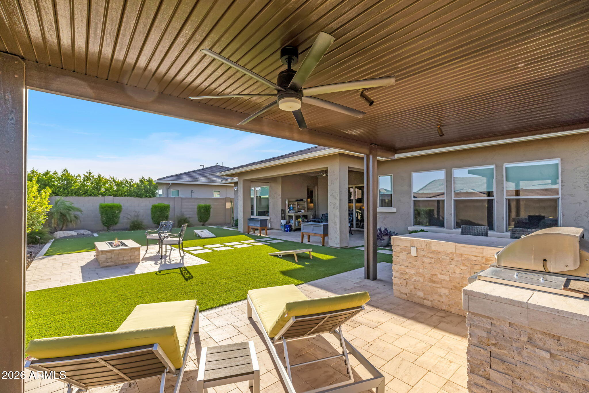 11613 W MONTANSORO Lane
