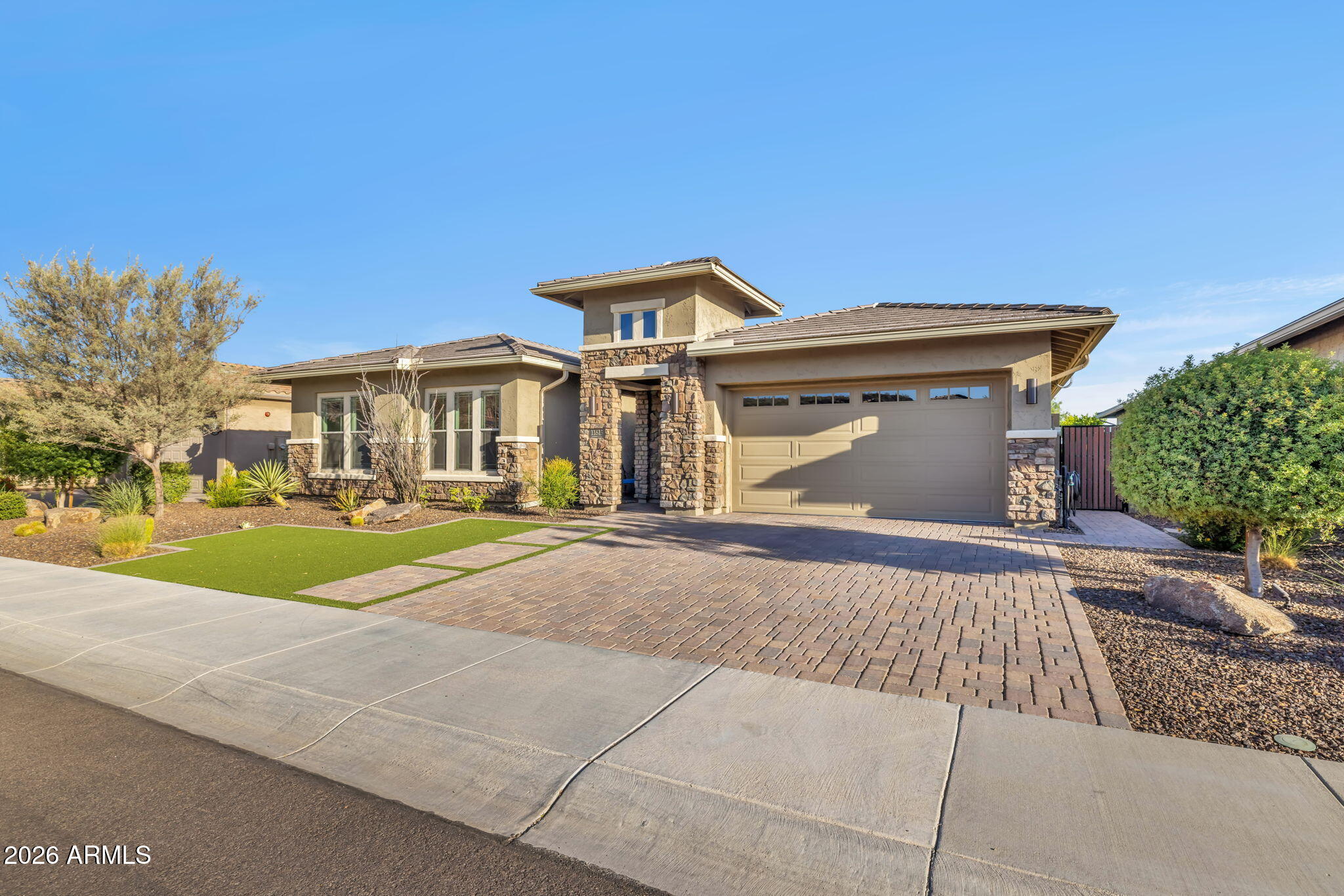 11613 W MONTANSORO Lane