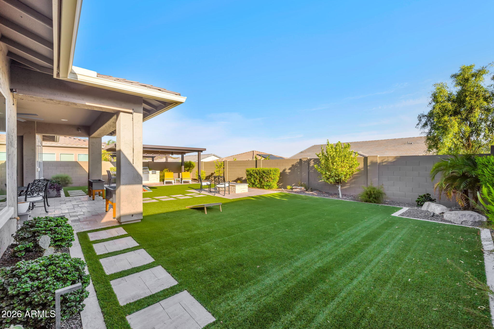 11613 W MONTANSORO Lane