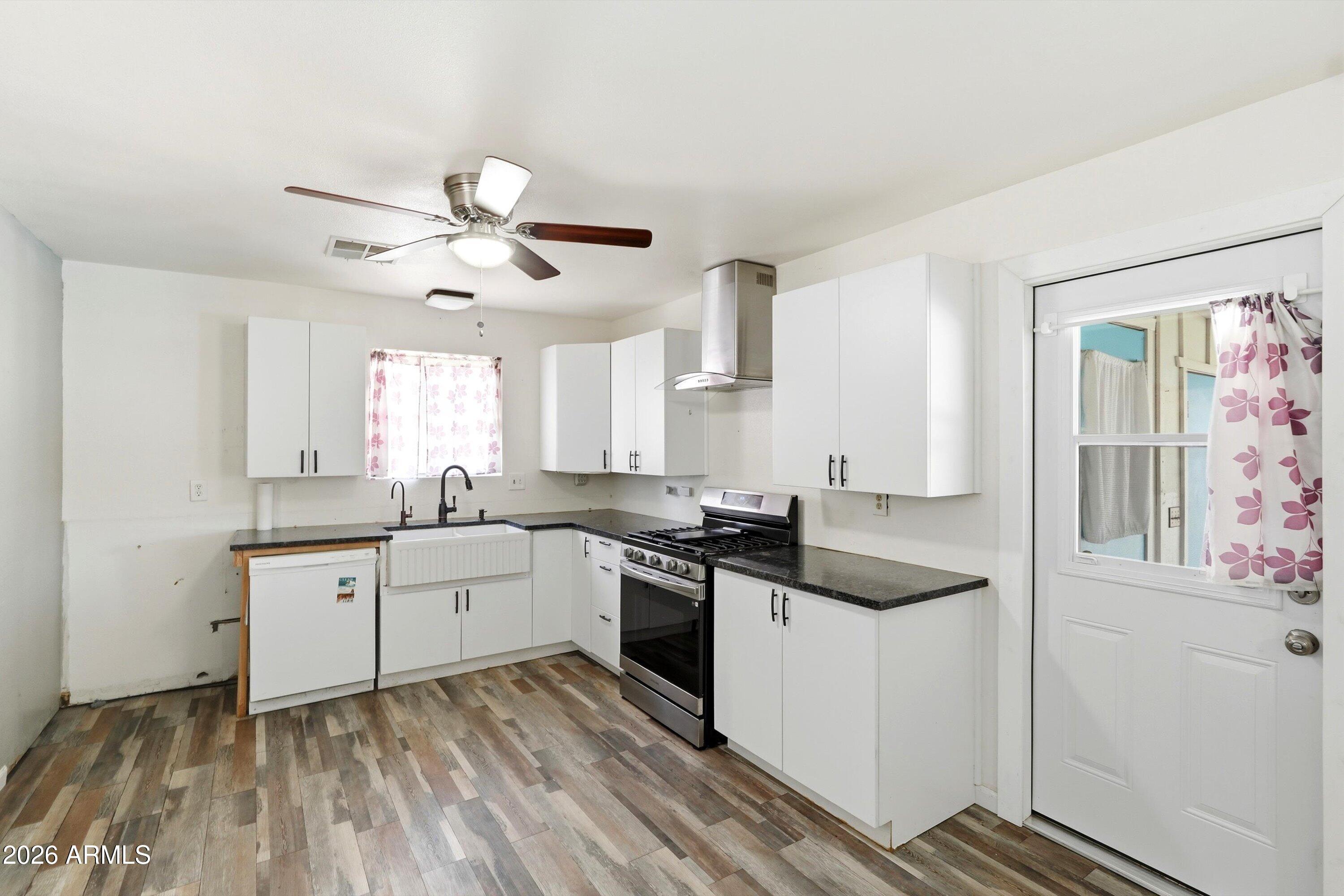 735 S Spencer