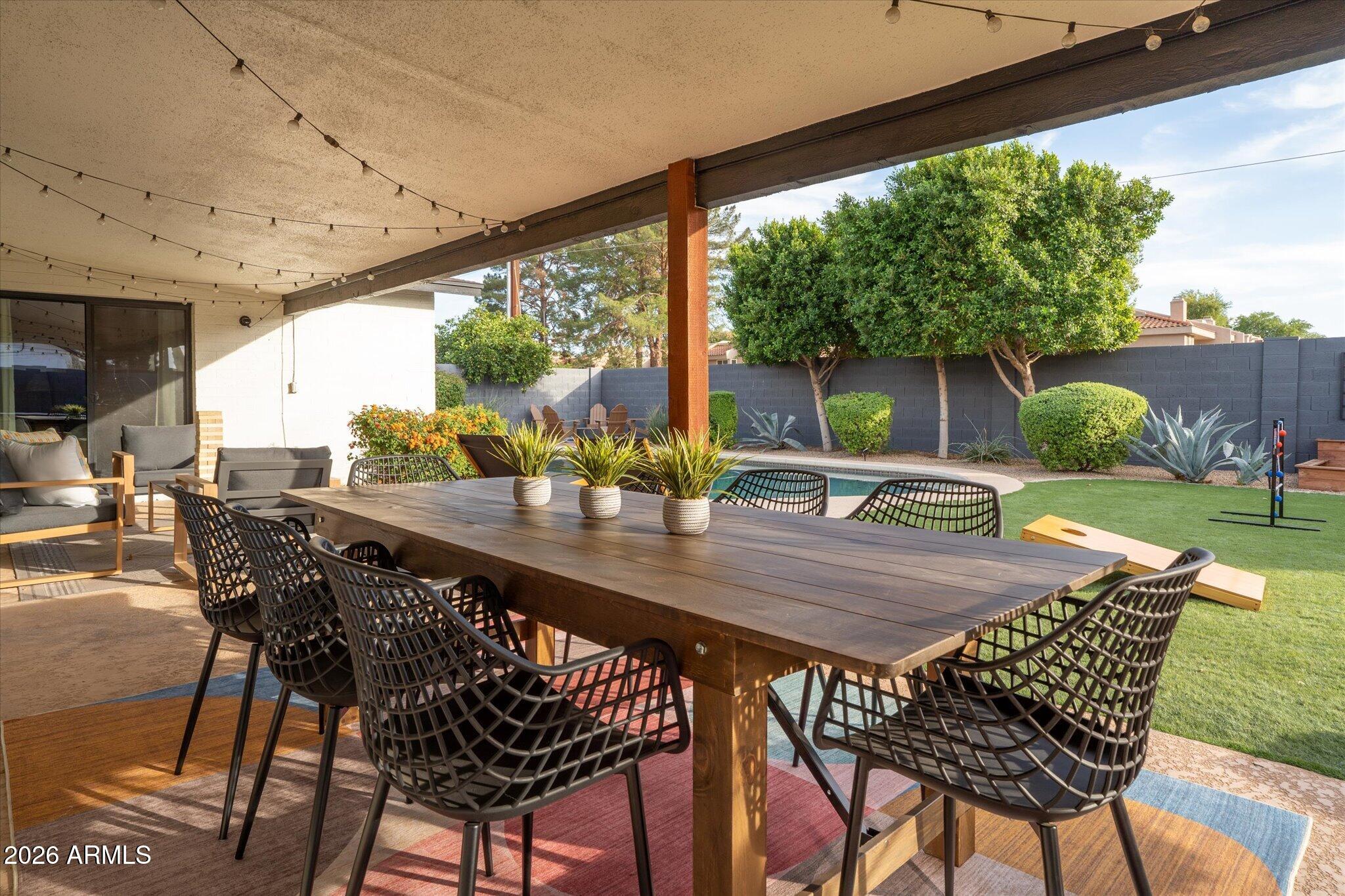 847 W NARANJA Avenue