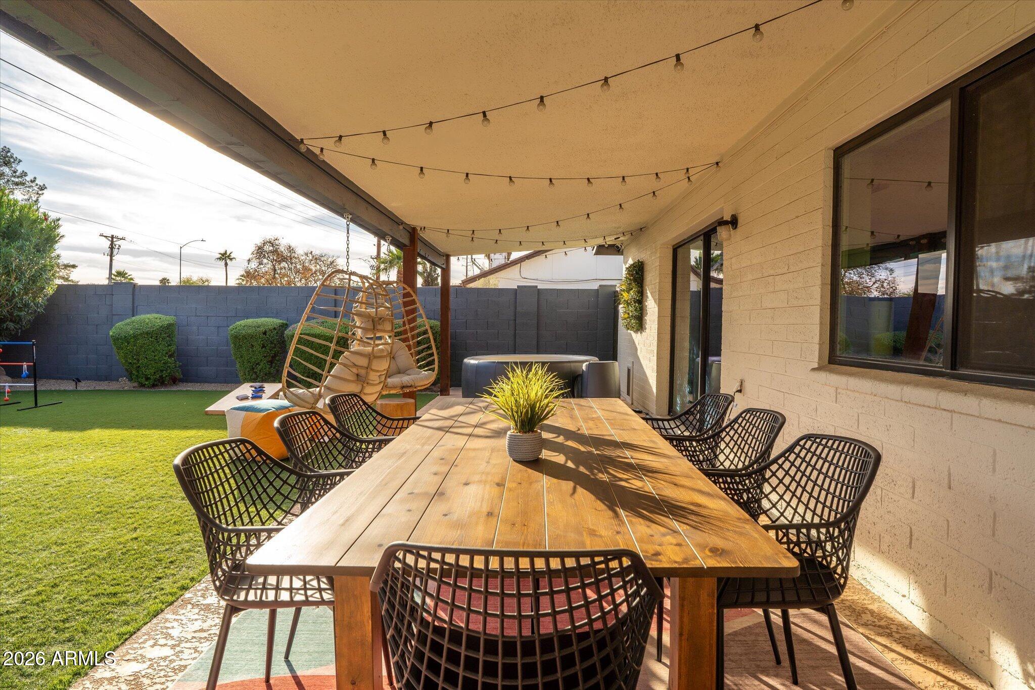 847 W NARANJA Avenue