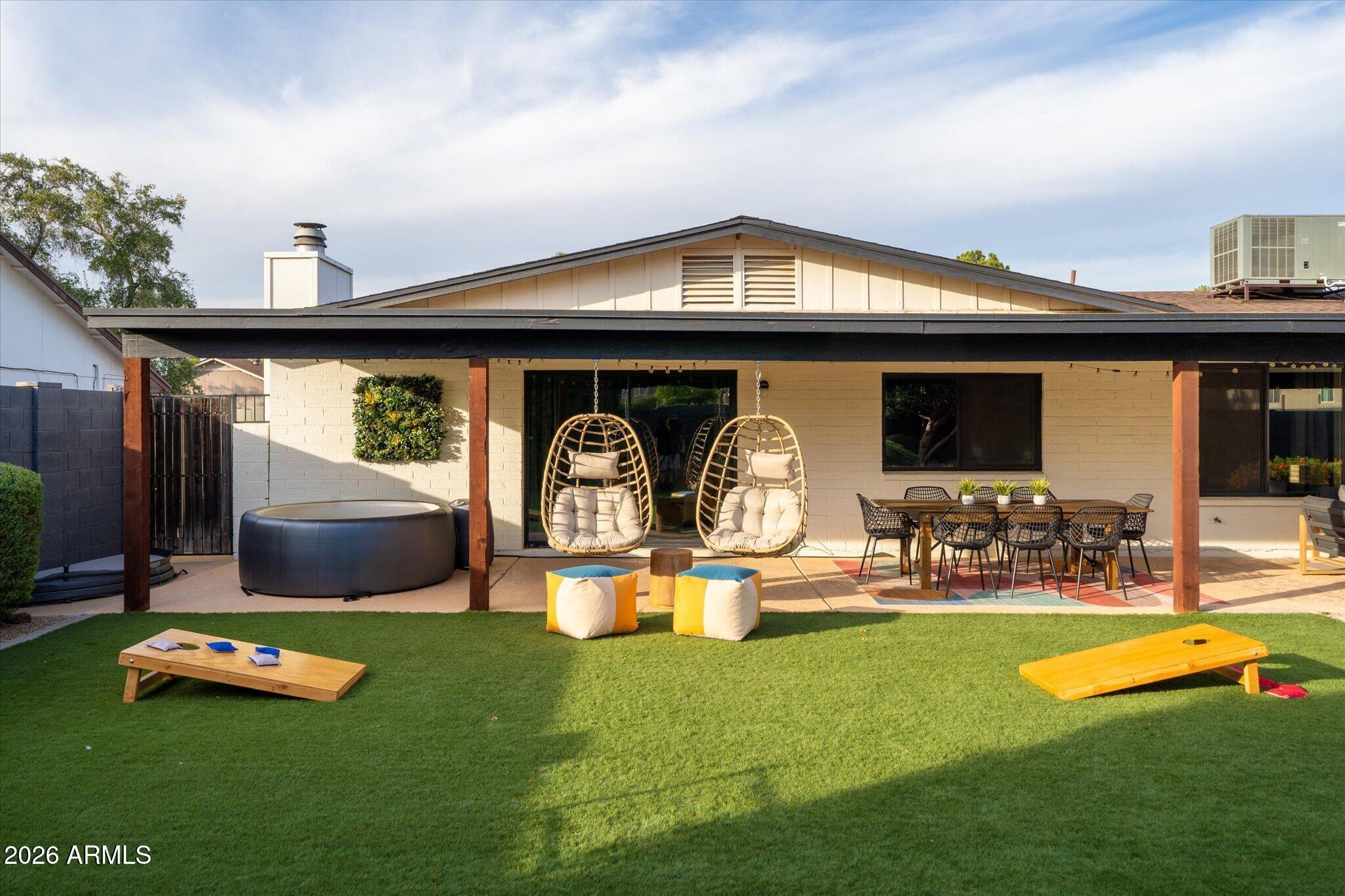 847 W NARANJA Avenue