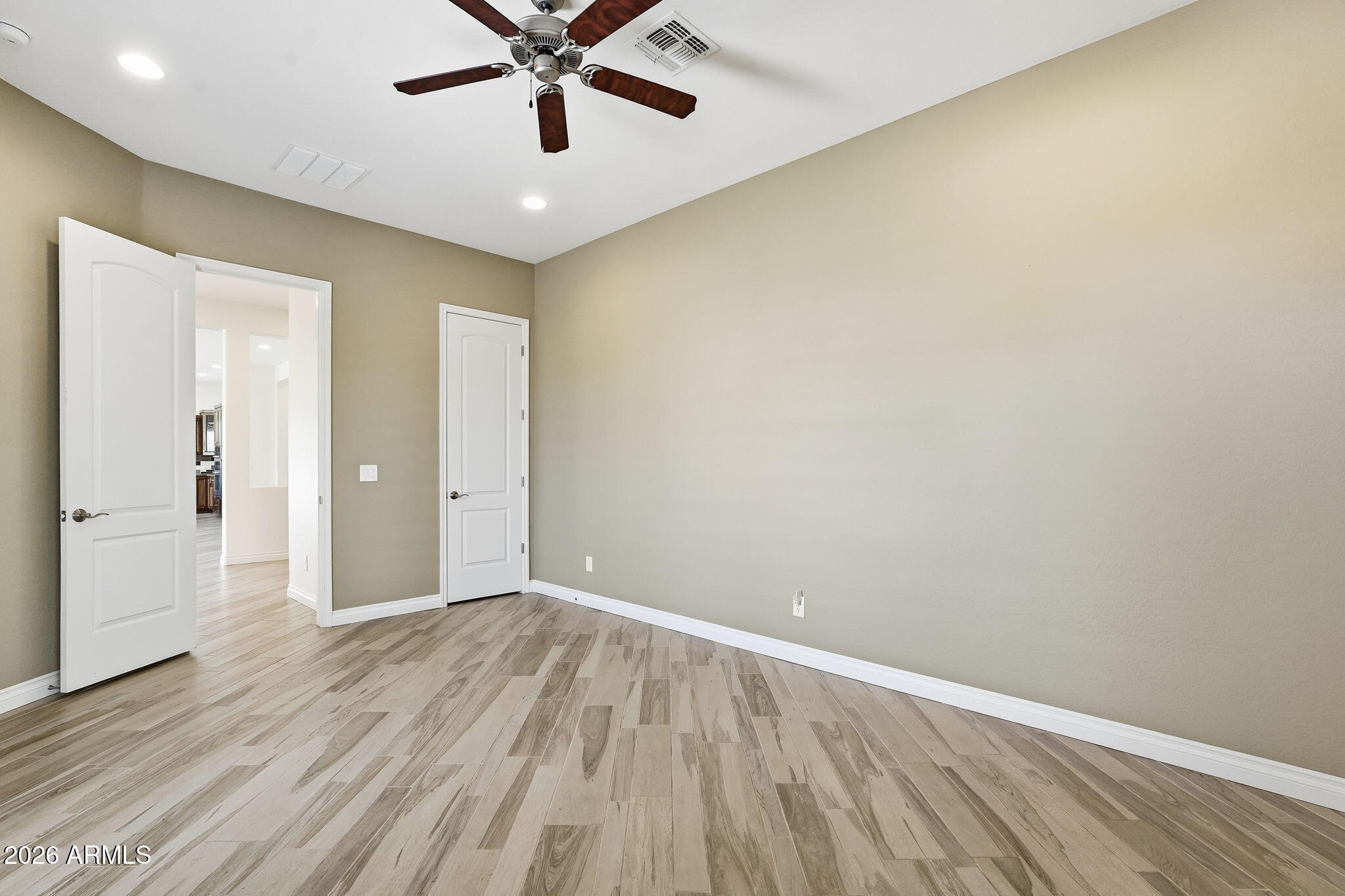 1474 E ELYSIAN Pass