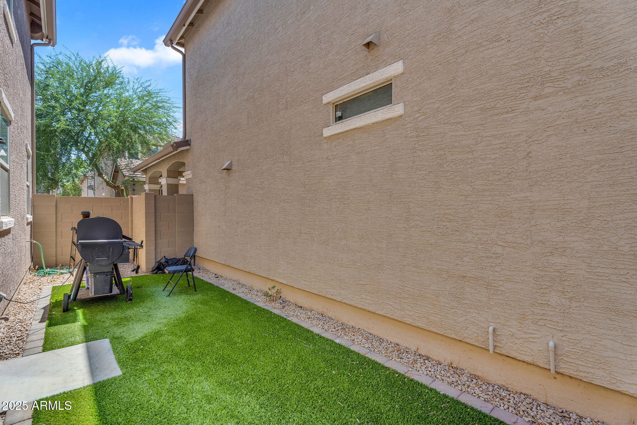 2366 N 73RD Lane