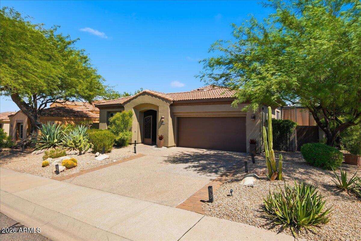 15601 E CACTUS Drive