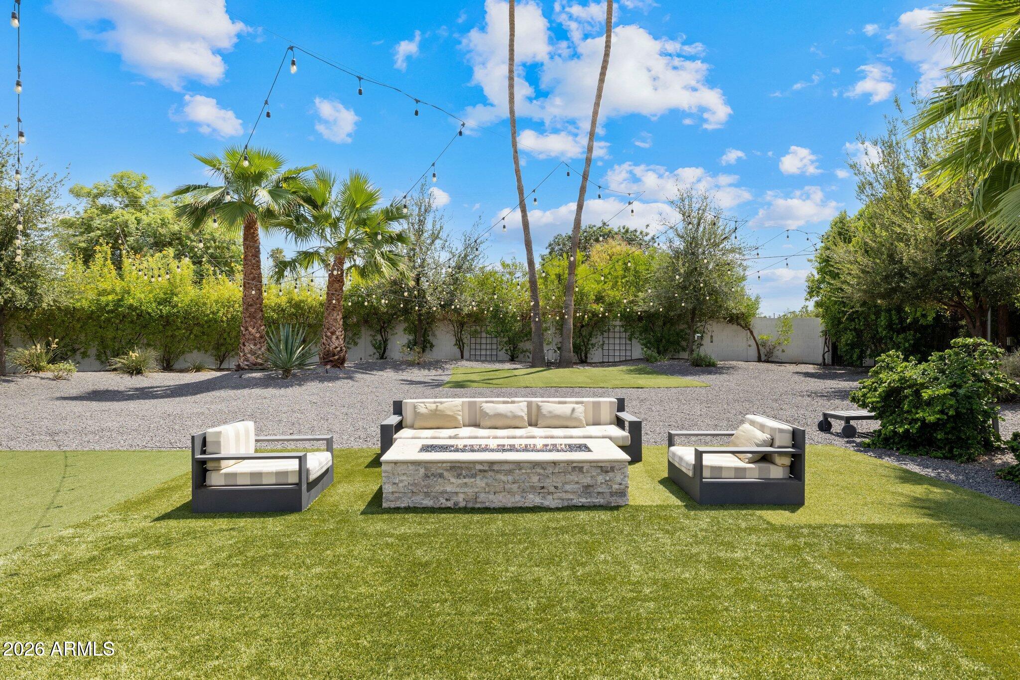 4812 N 68th Place