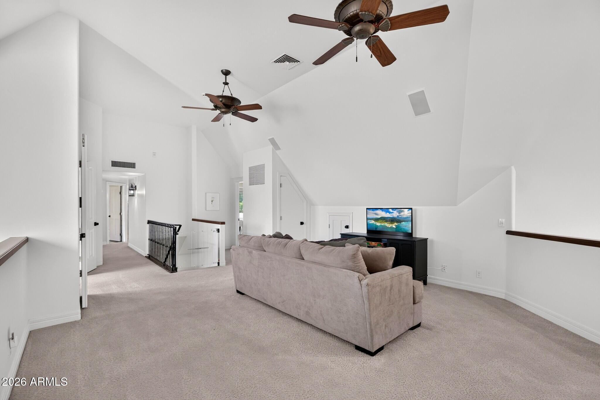 1080 N RIATA Street