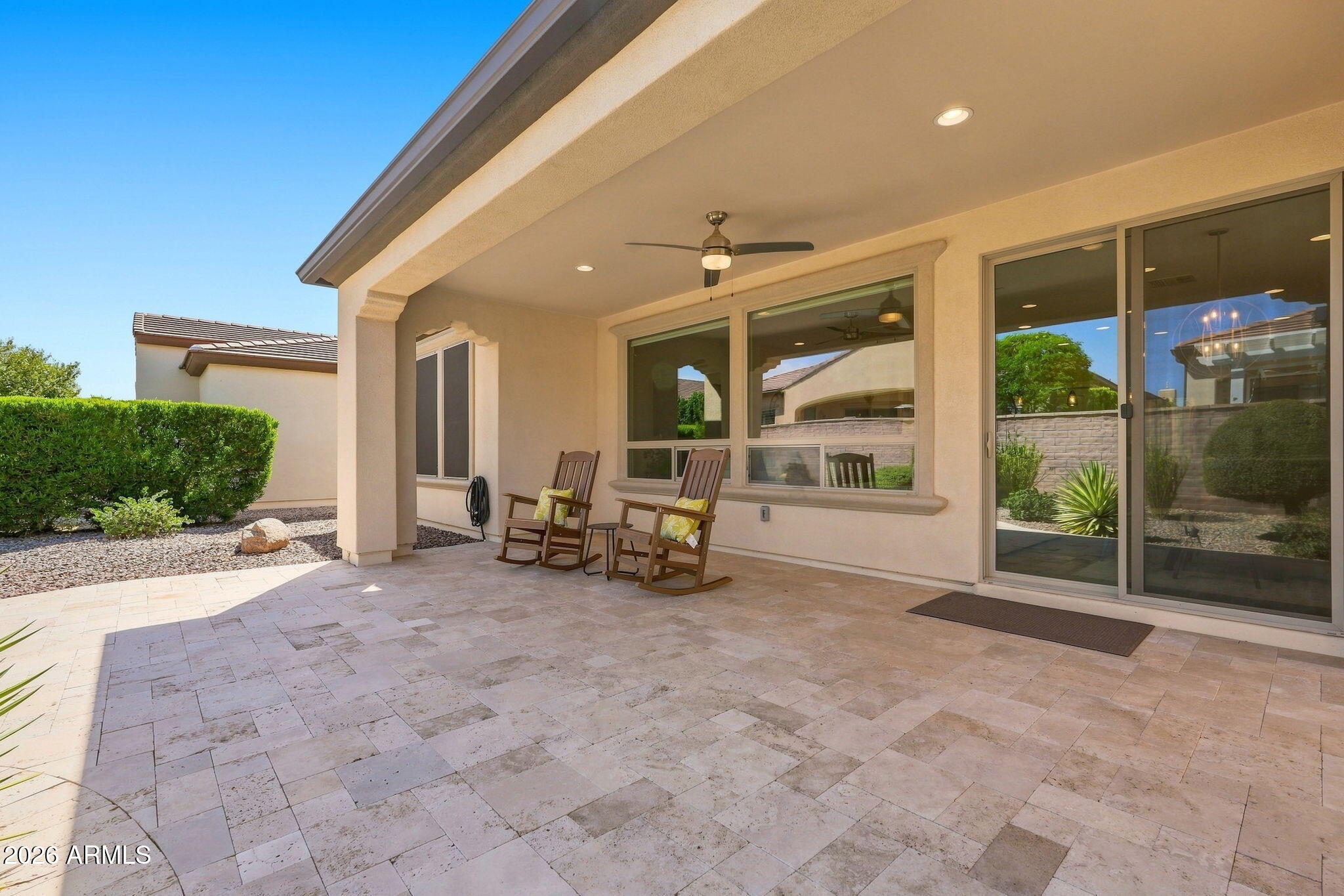 758 E FARMERS Lane