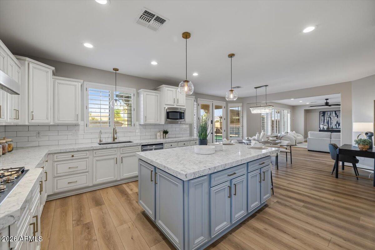 4421 S GRANITE Drive
