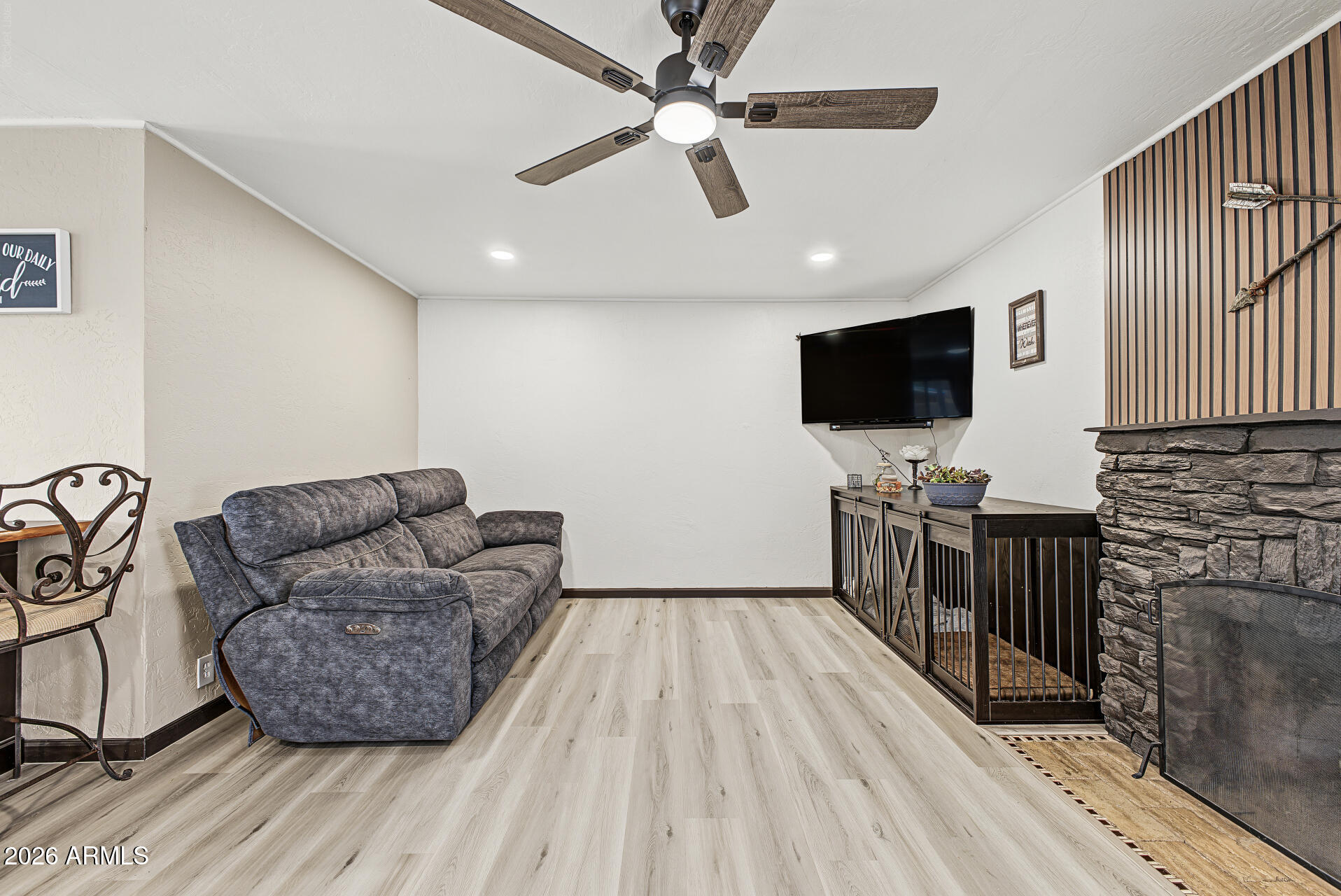 5515 W CAROL ANN Way