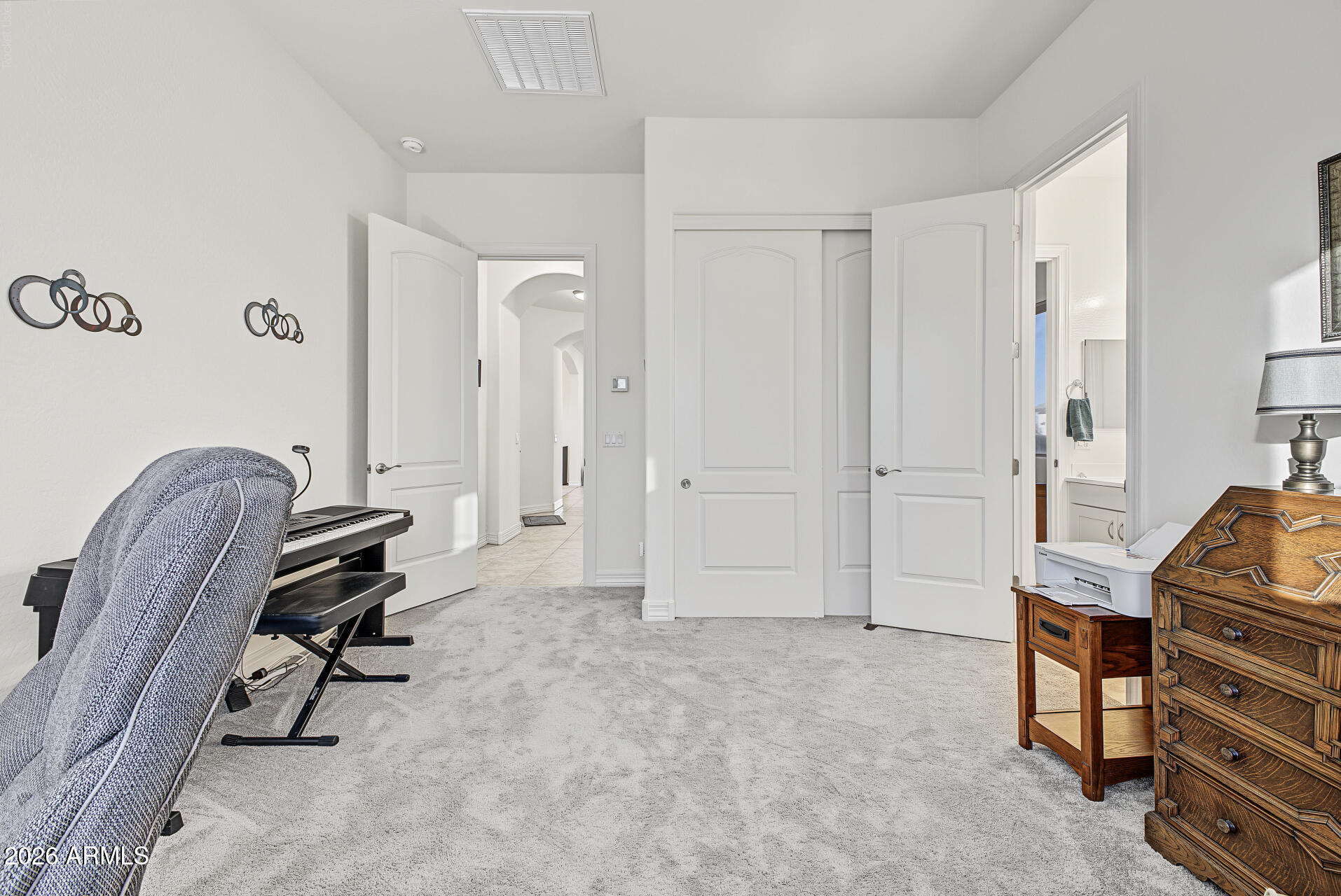 19232 W ECHO Lane