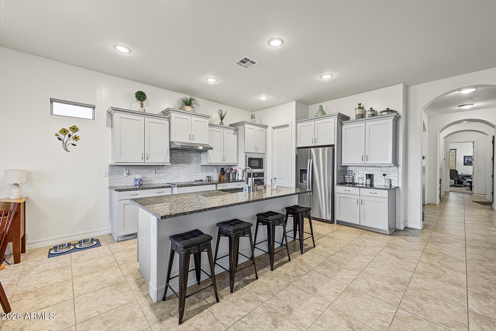 19232 W ECHO Lane