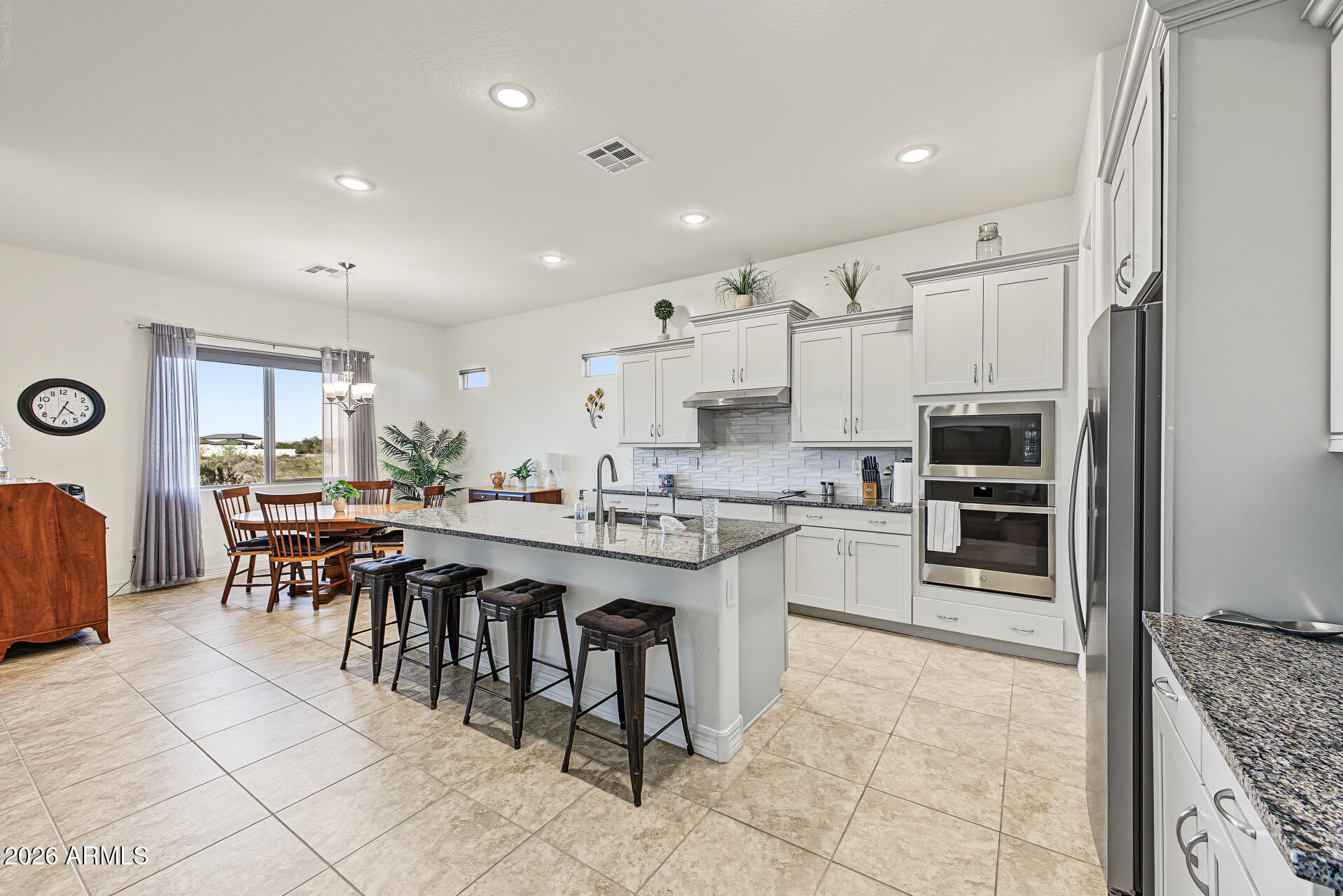 19232 W ECHO Lane