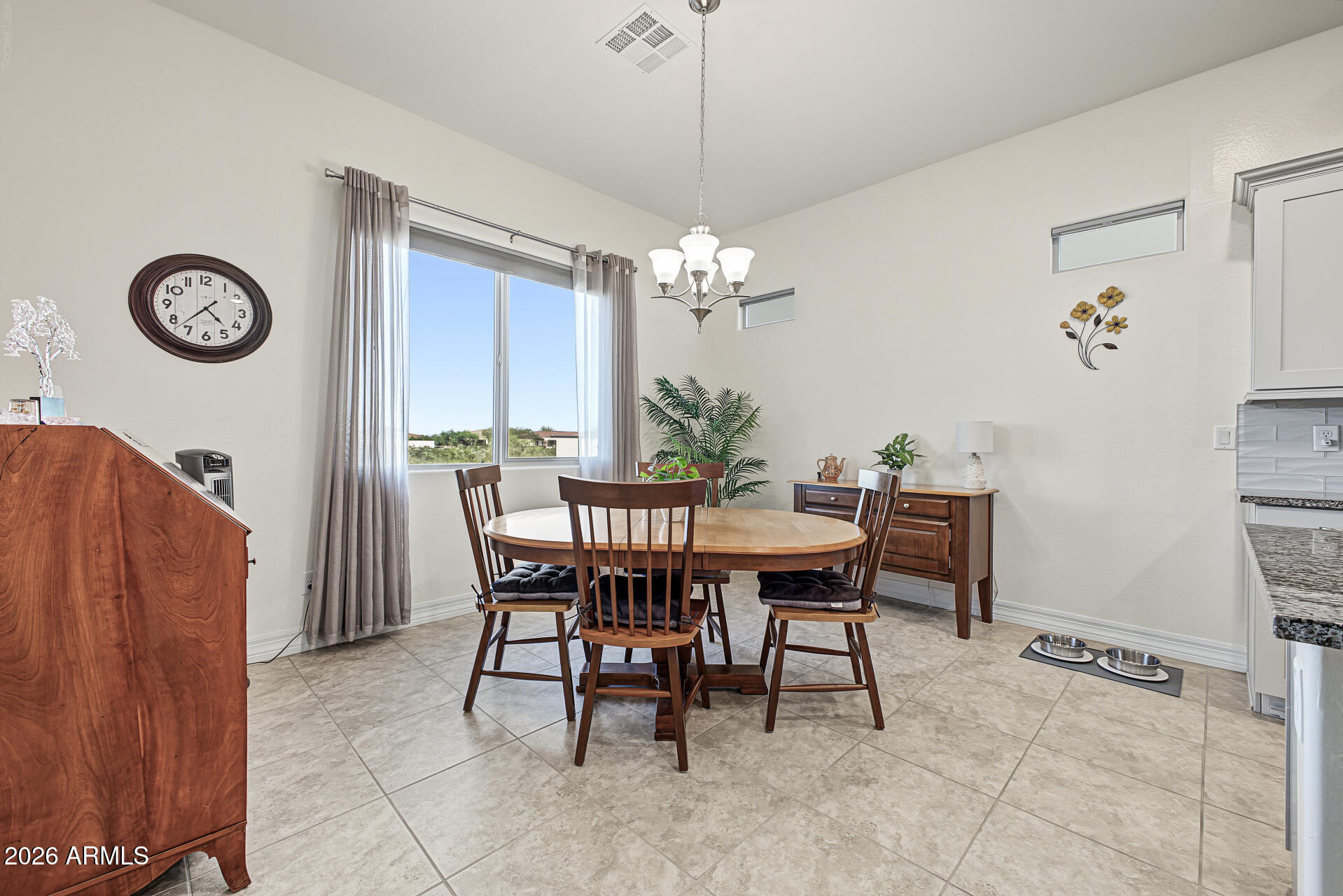 19232 W ECHO Lane
