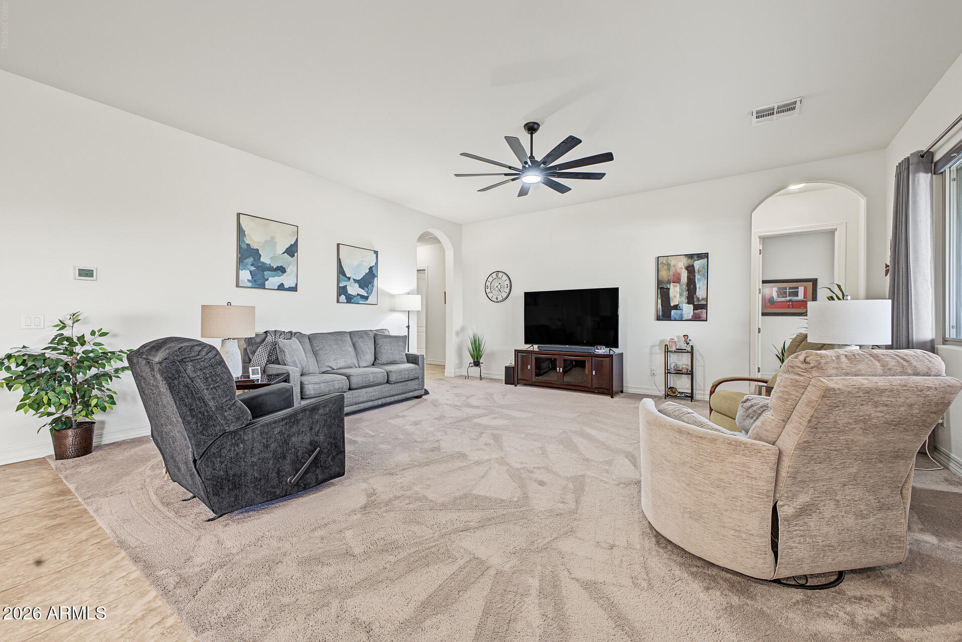 19232 W ECHO Lane