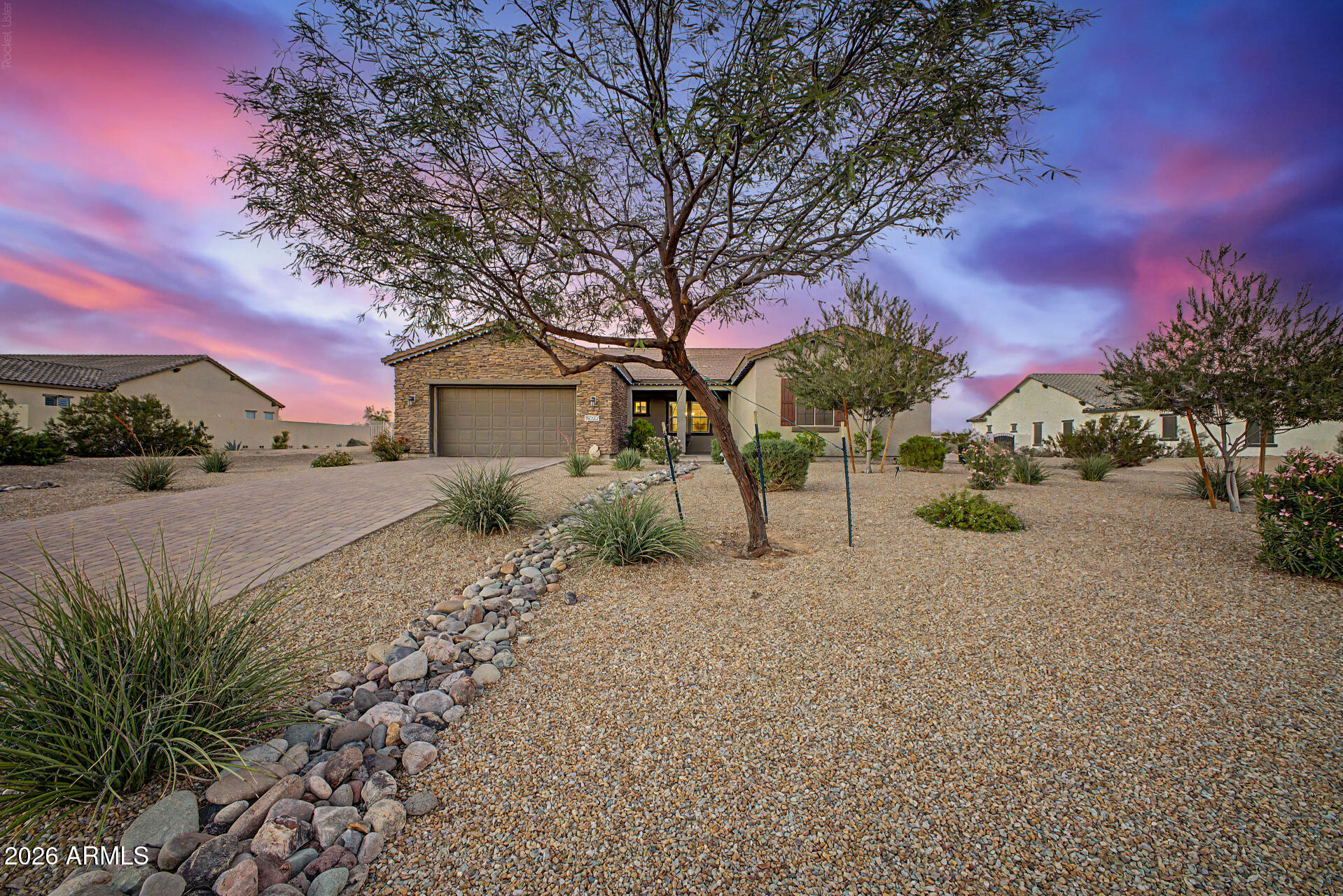 19232 W ECHO Lane