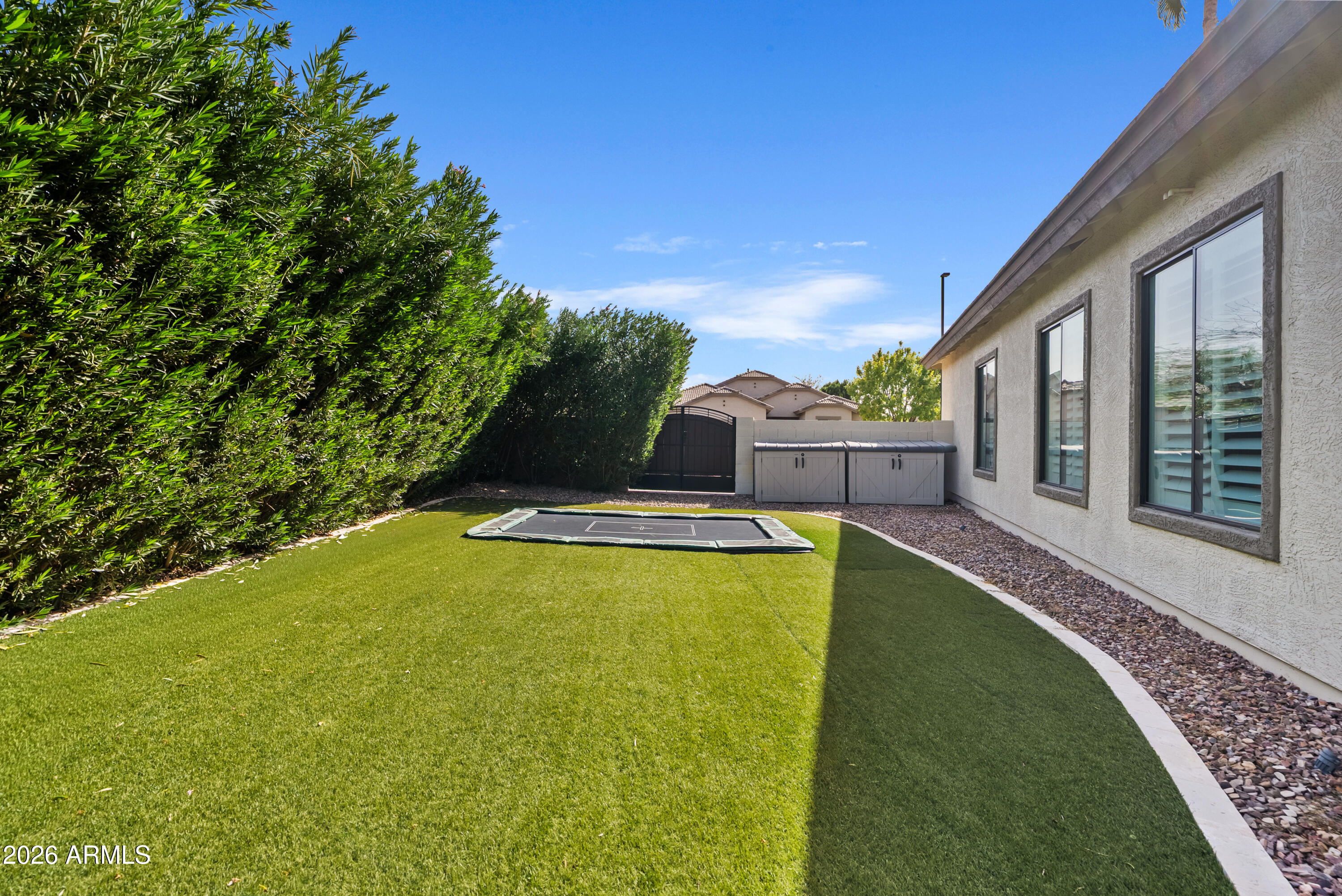 3984 E MEADOWVIEW Drive